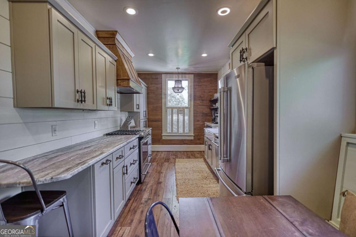 5143 Floyd Street Property Photo 14