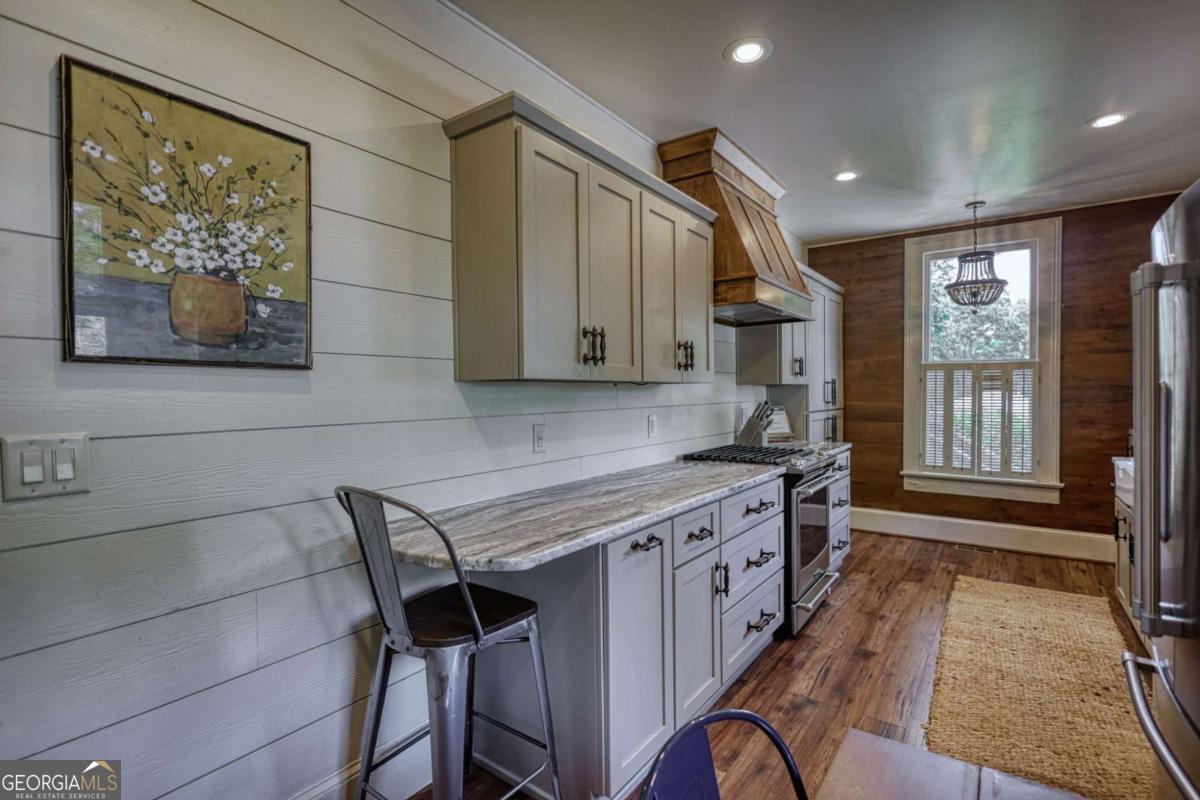 5143 Floyd Street Property Photo 15
