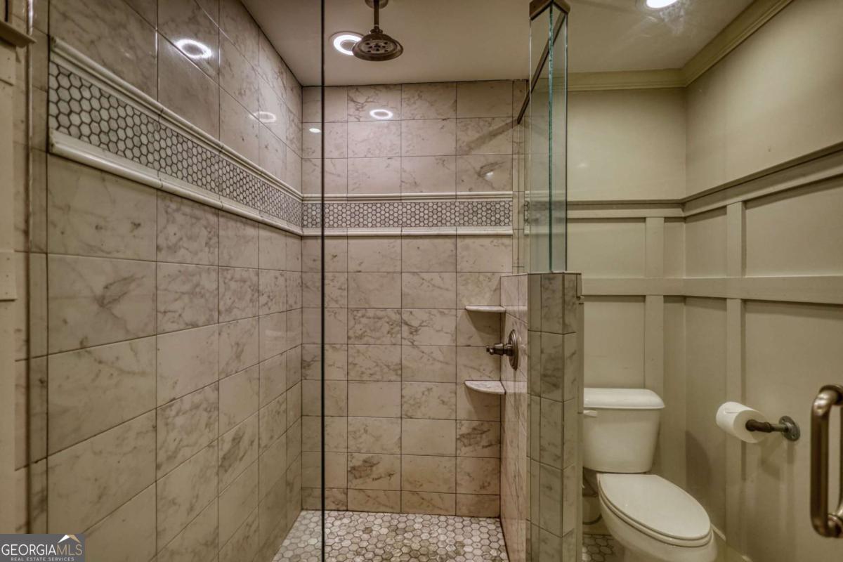 5143 Floyd Street Property Photo 32