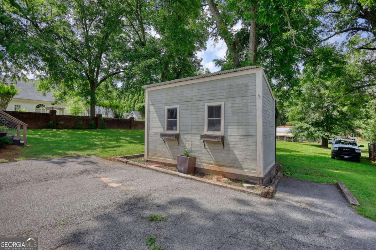 5143 Floyd Street Property Photo 53