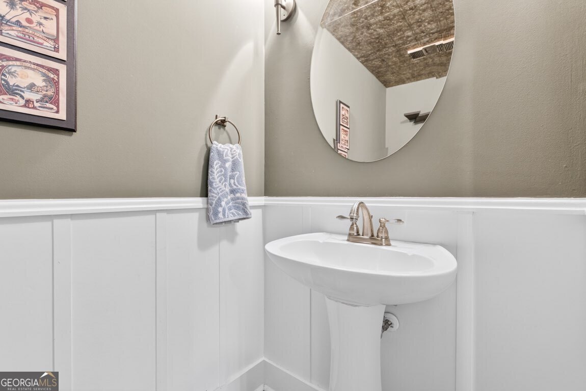 2855 Peachtree Road Ne # 109 Property Photo 16