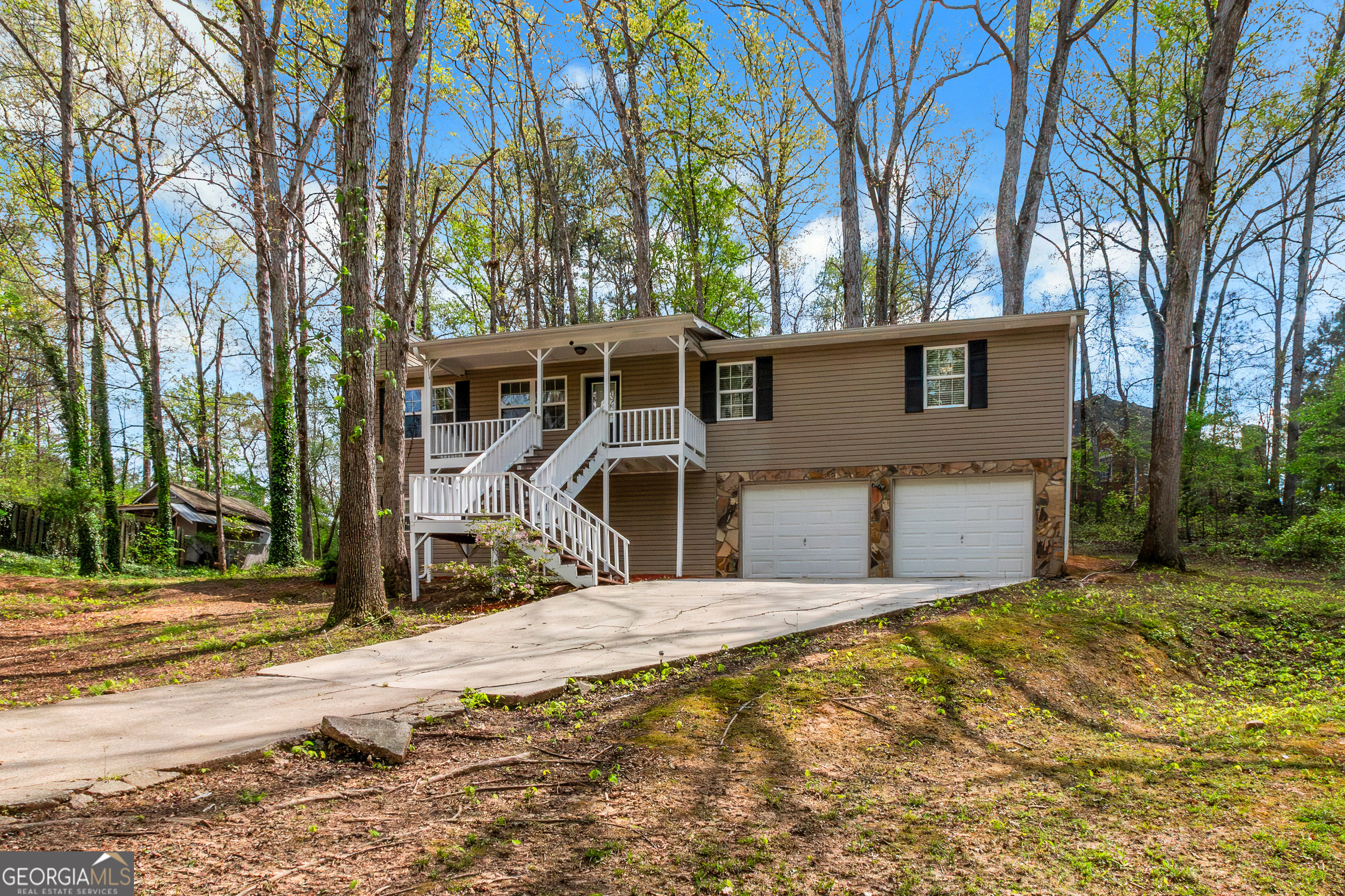 3653 Chestnut Lake Court