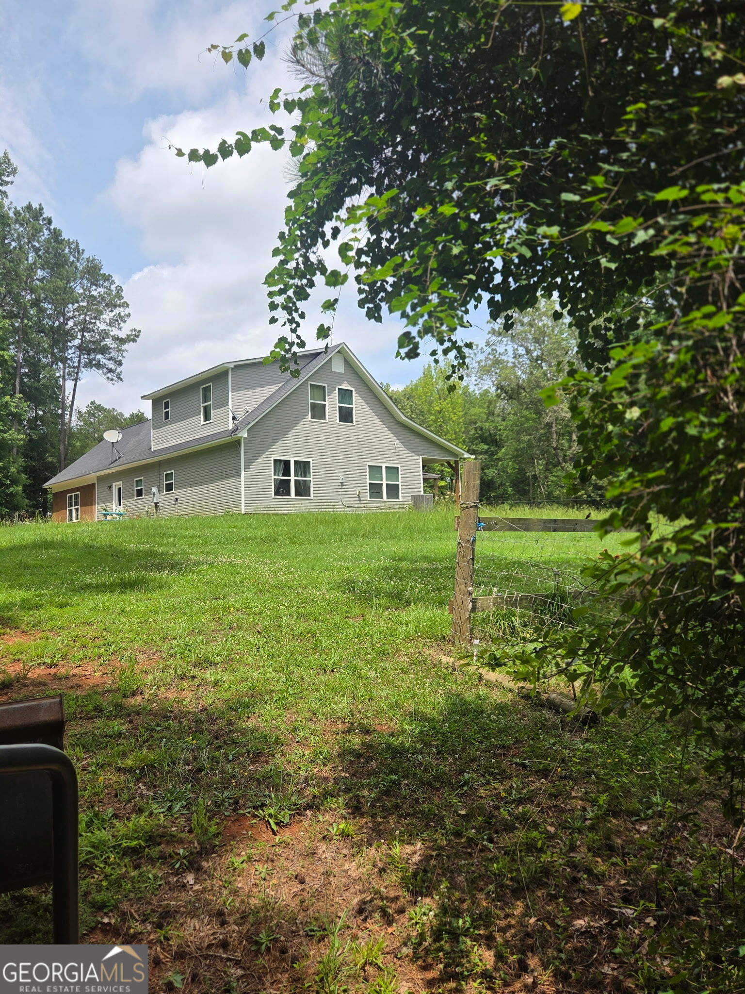 408 Bowen Road Property Photo 4