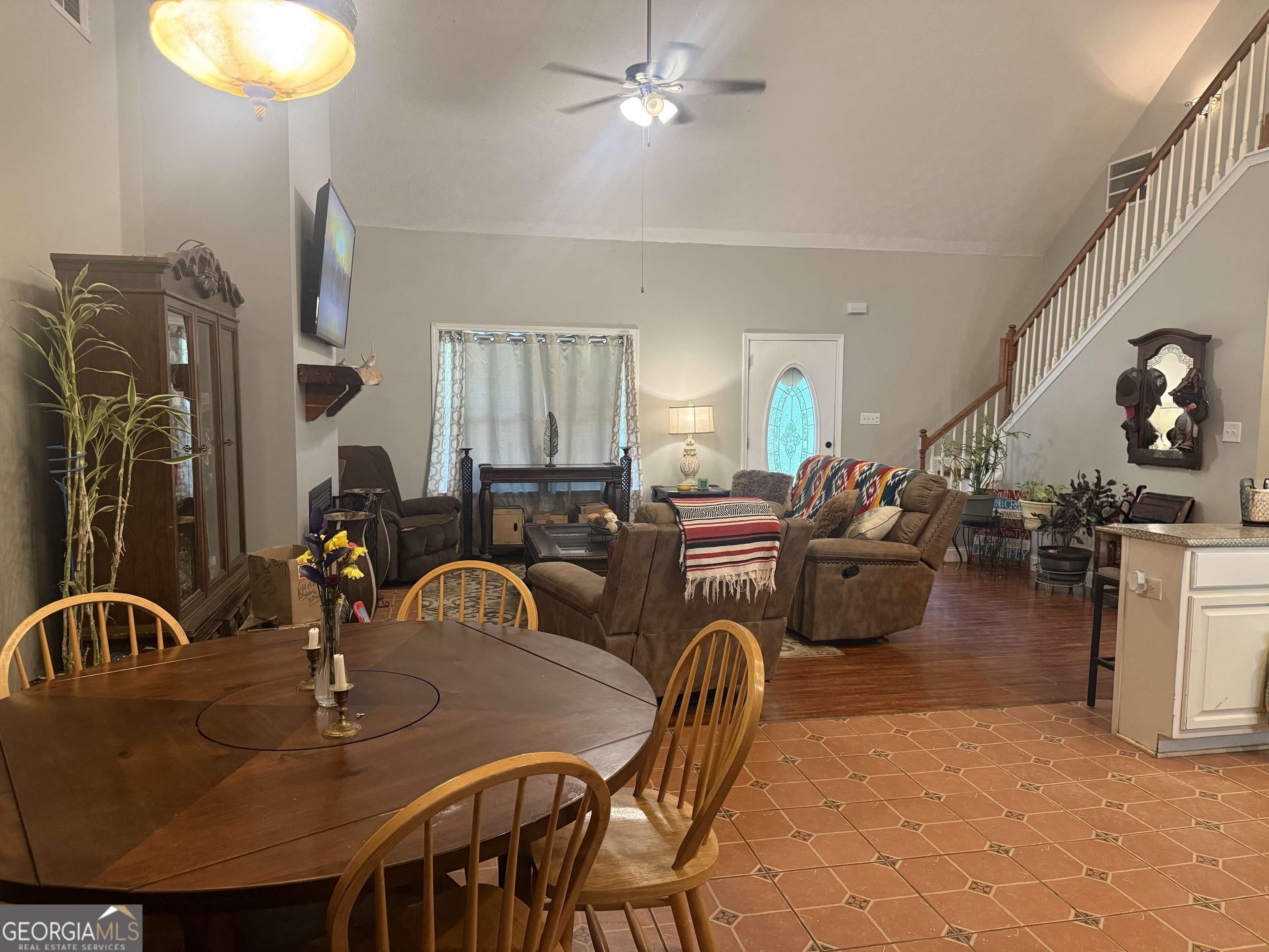 408 Bowen Road Property Photo 13