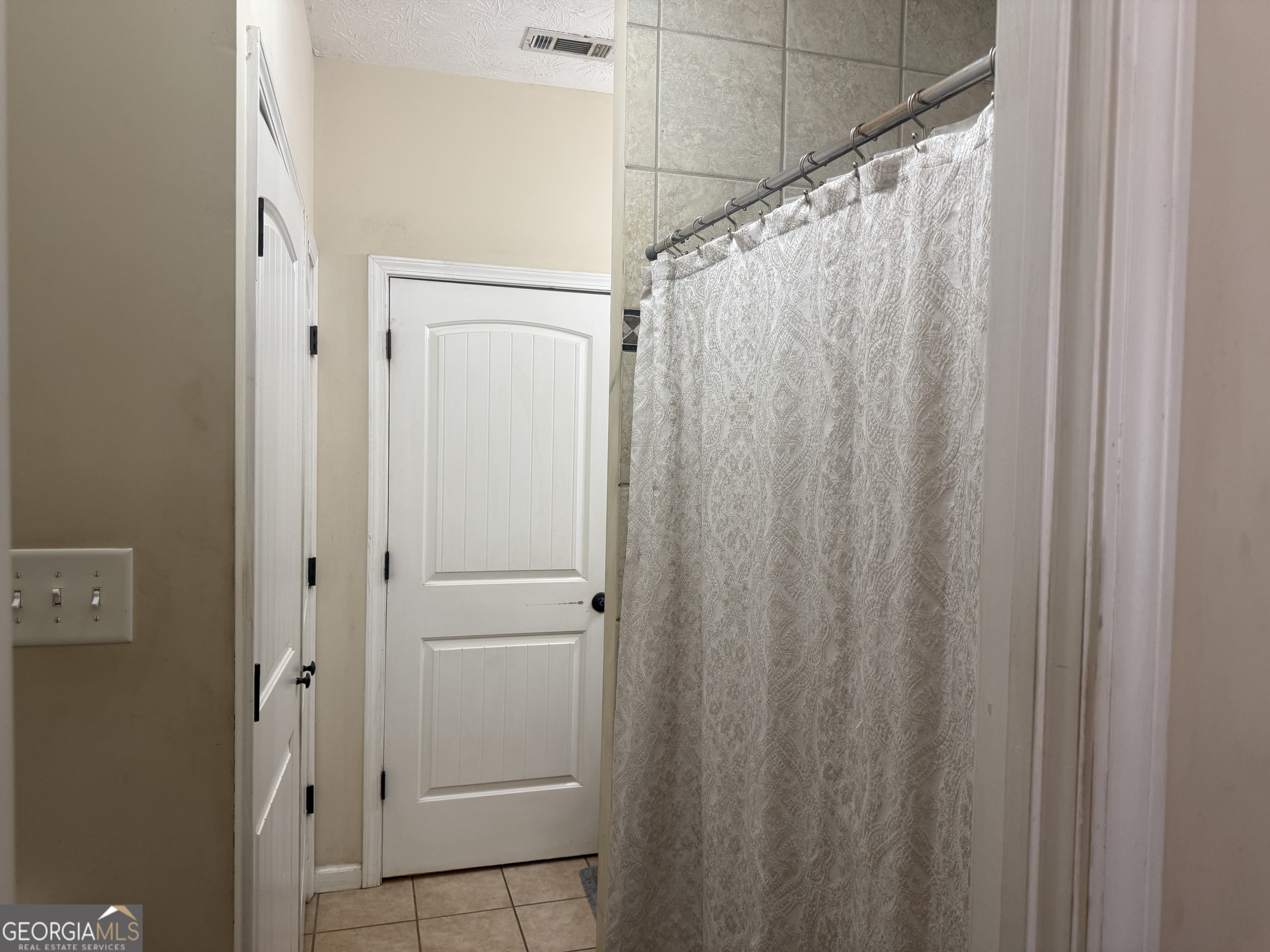 408 Bowen Road Property Photo 19