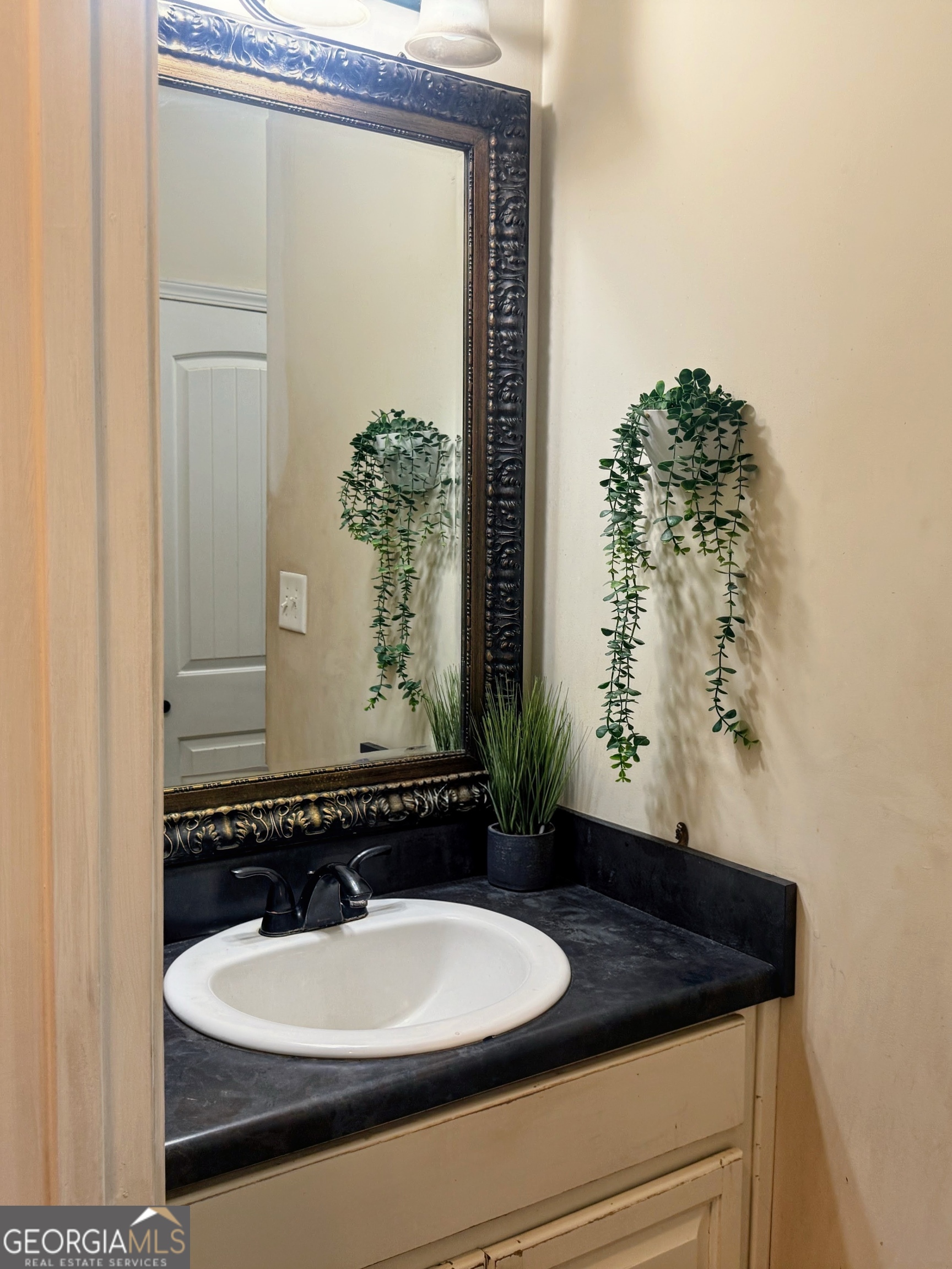 408 Bowen Road Property Photo 21