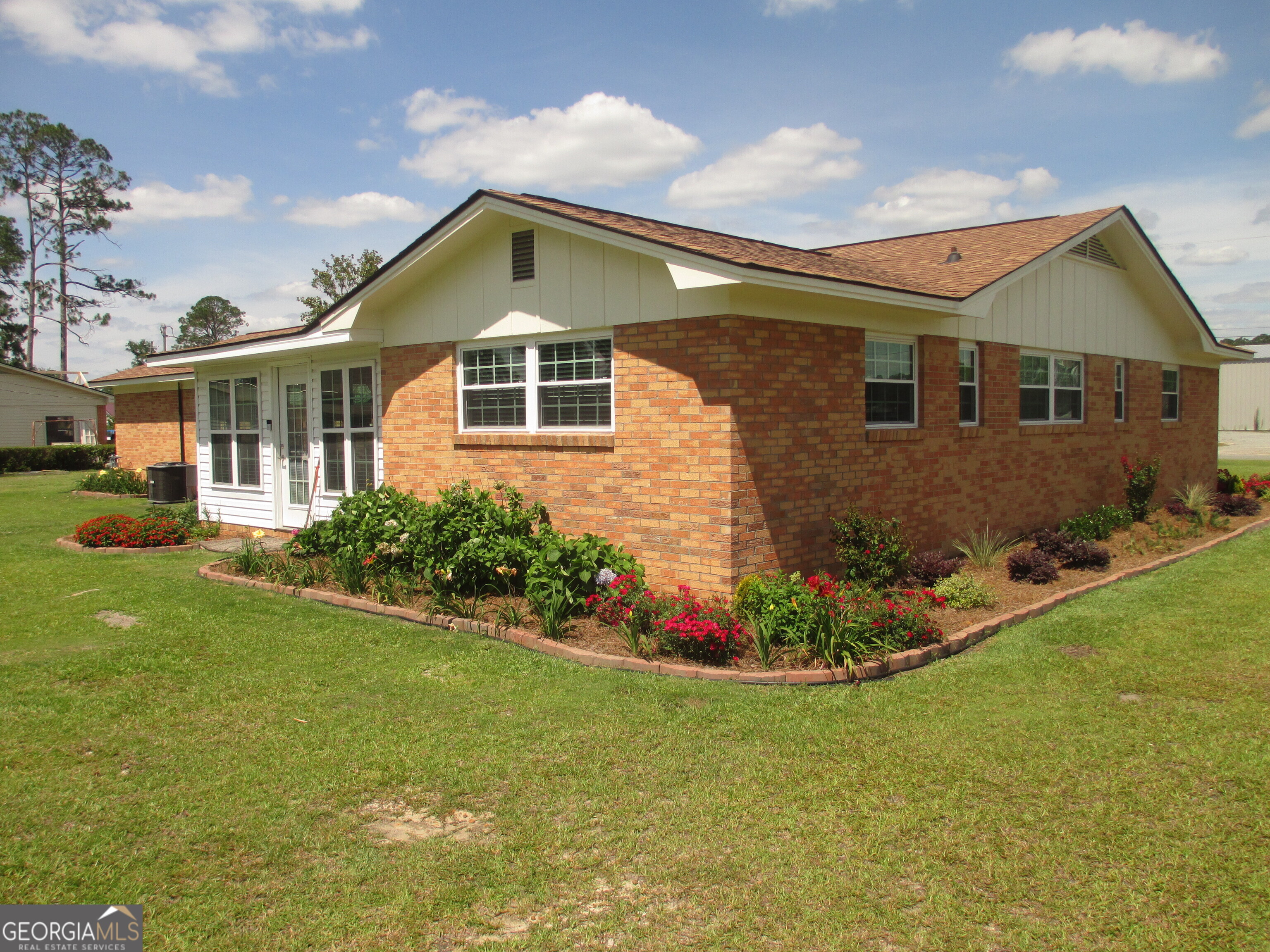 29 Pine Forest Avenue Property Photo 6