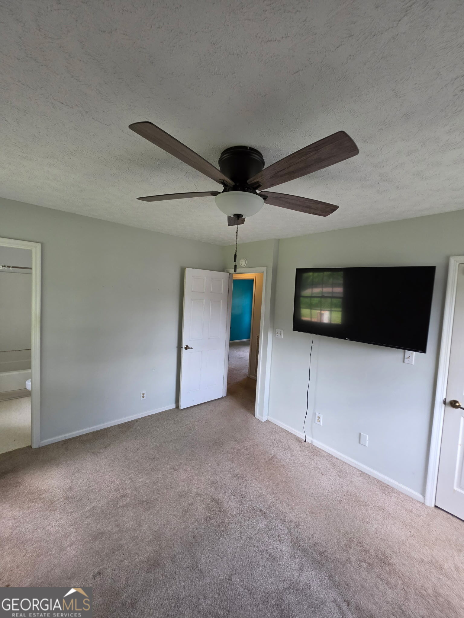 63 Kay Lane Property Photo 9