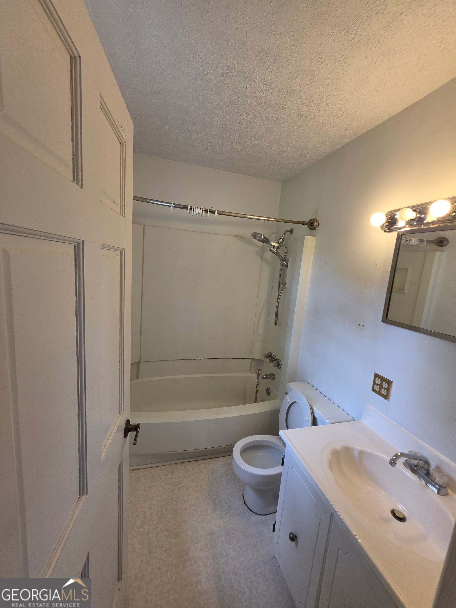 63 Kay Lane Property Photo 15