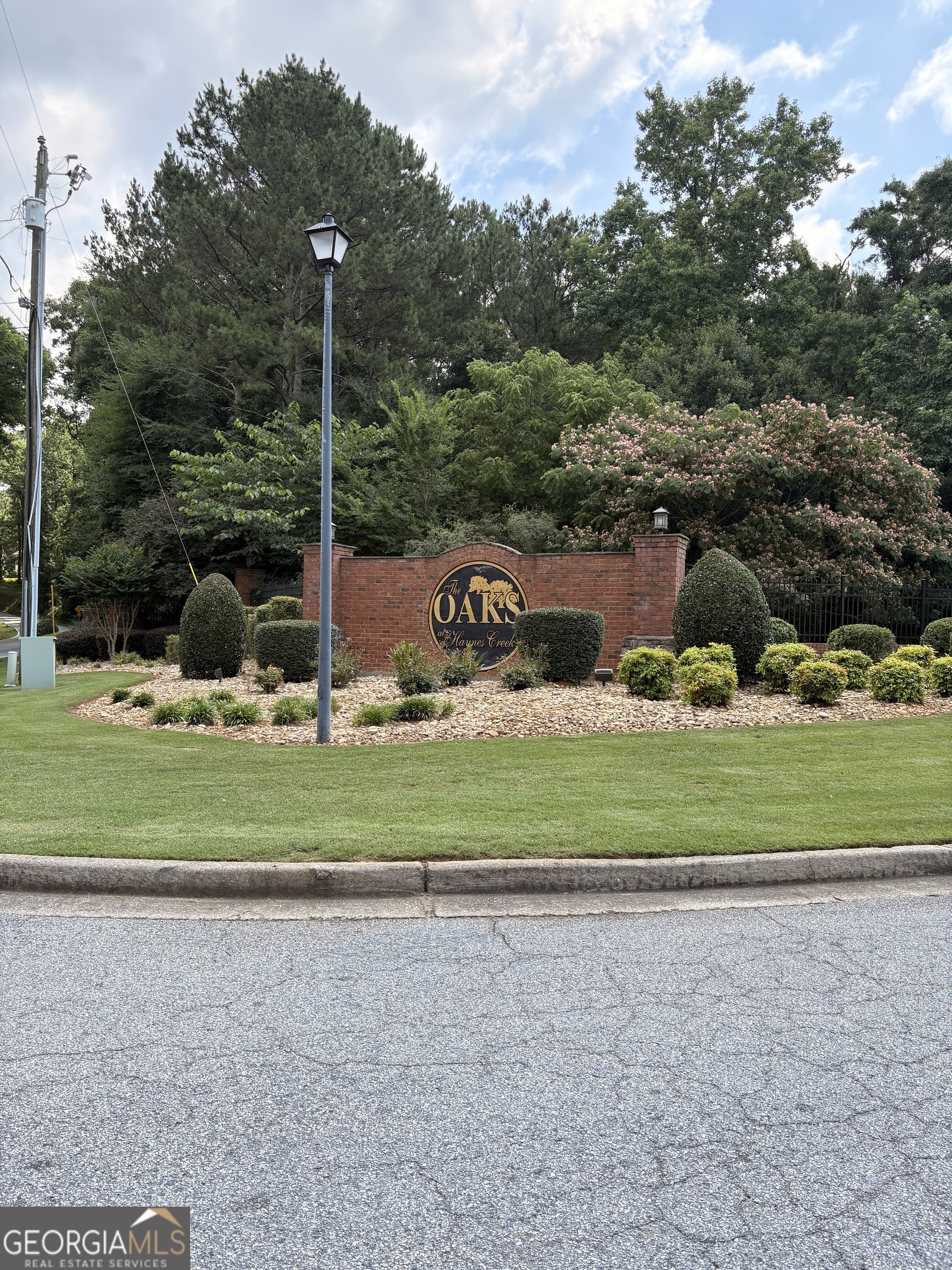 2601 Creek Bank Court Property Photo 1