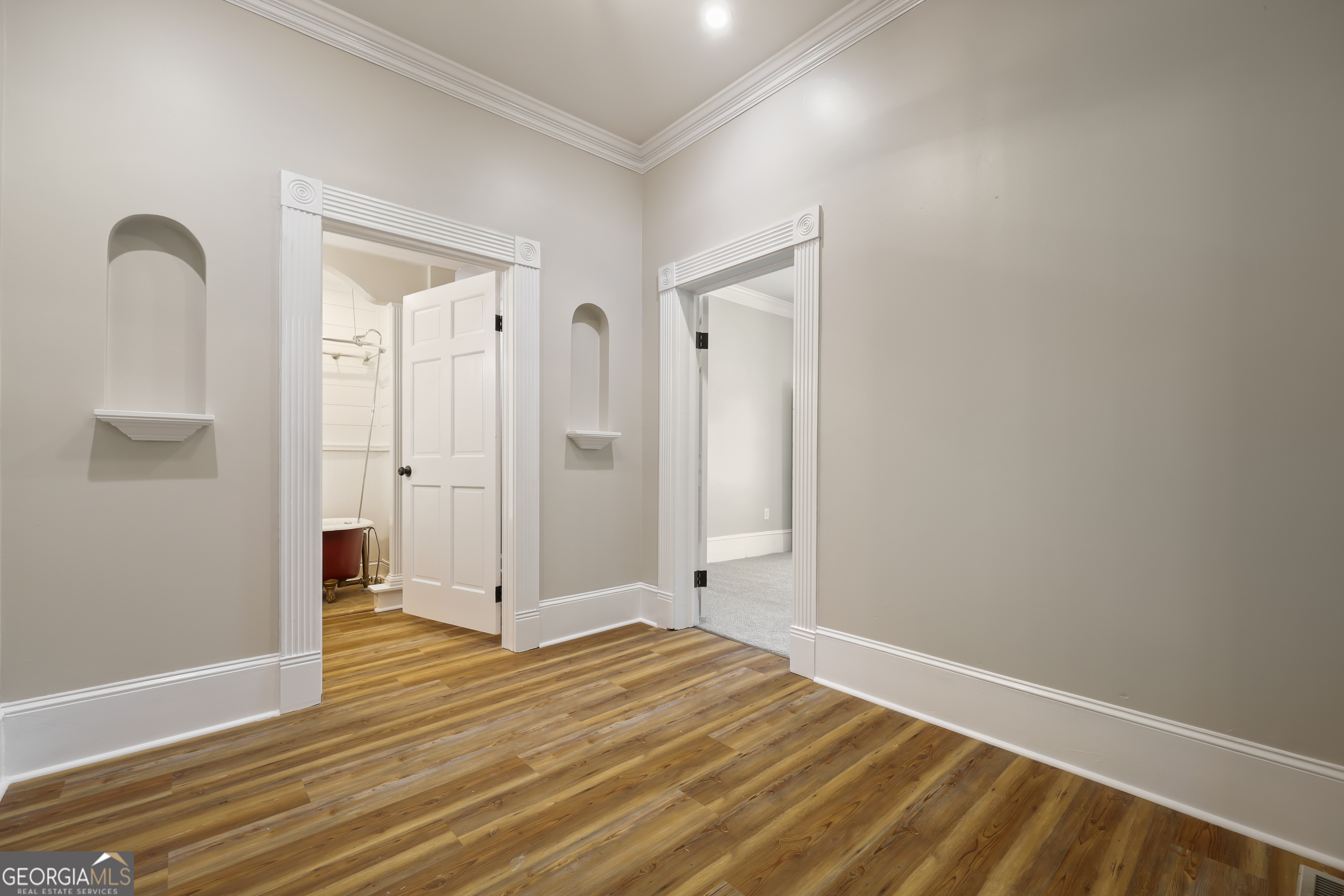 42 Alexander Street Property Photo 5