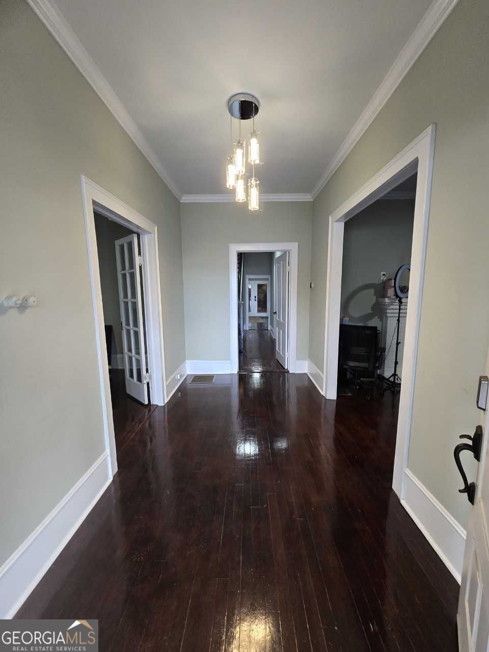 402 Meriwether Street Property Photo 6