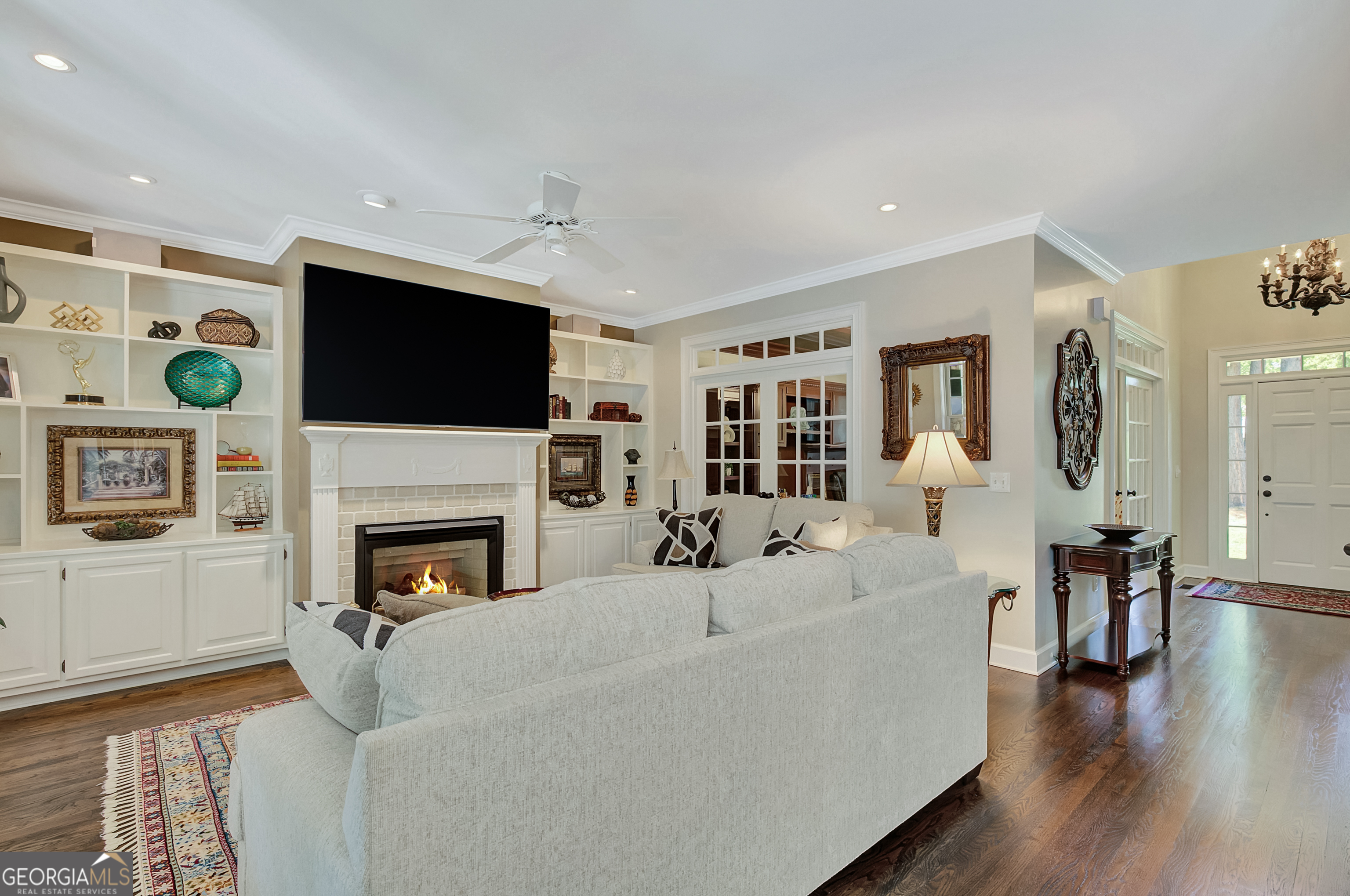 180 Shoreline Circle Property Photo 16
