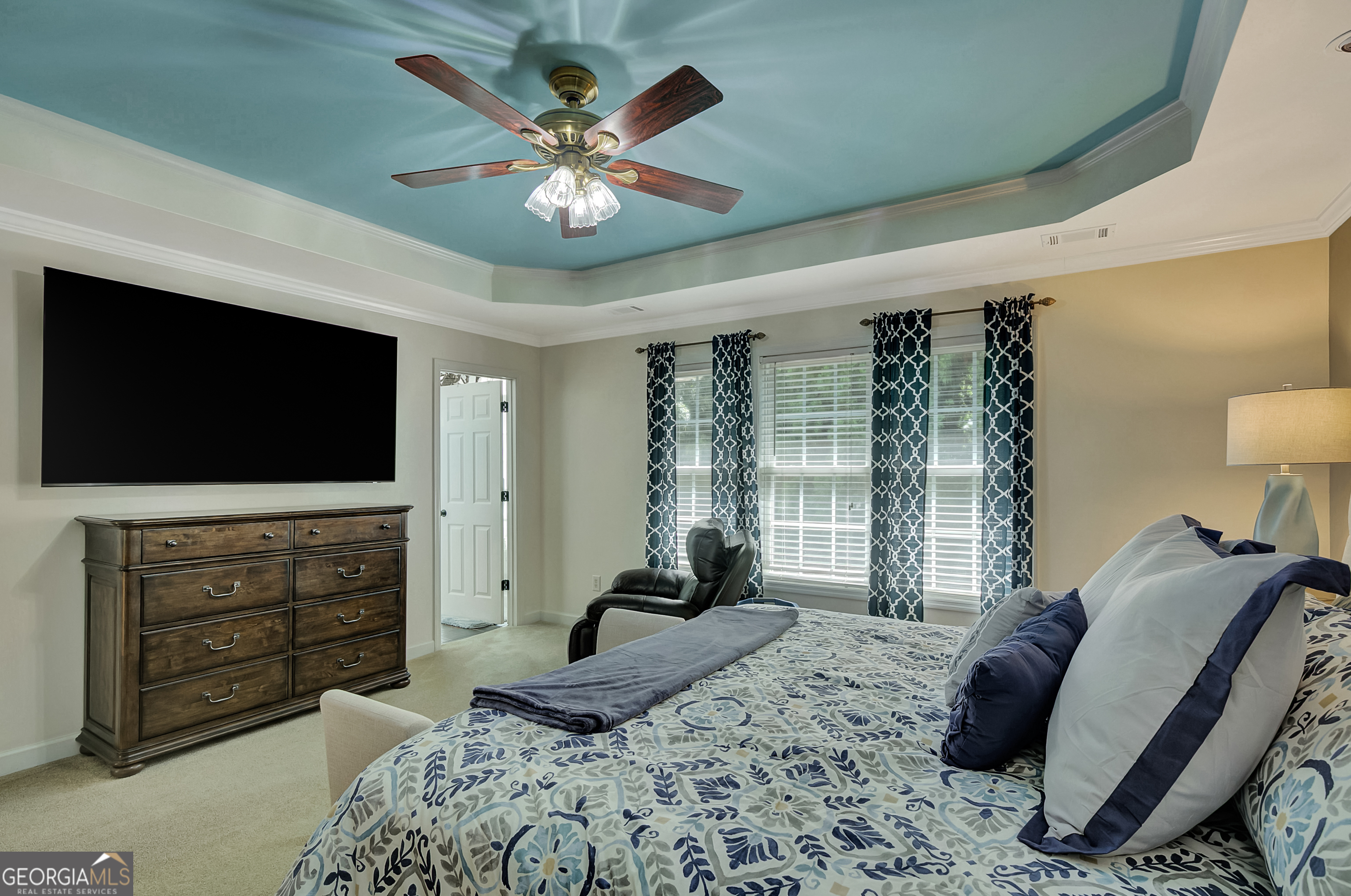 180 Shoreline Circle Property Photo 43