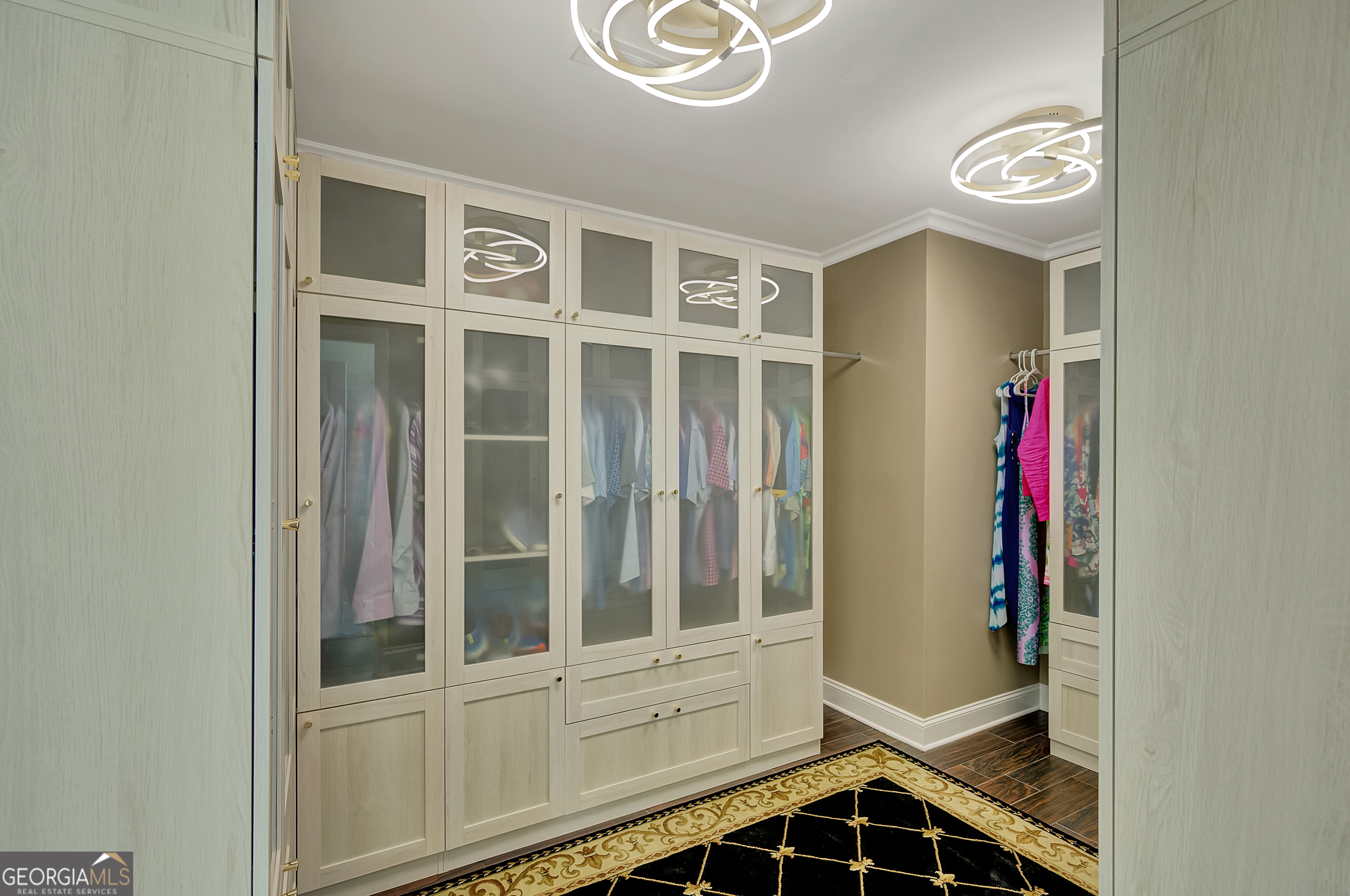 180 Shoreline Circle Property Photo 44