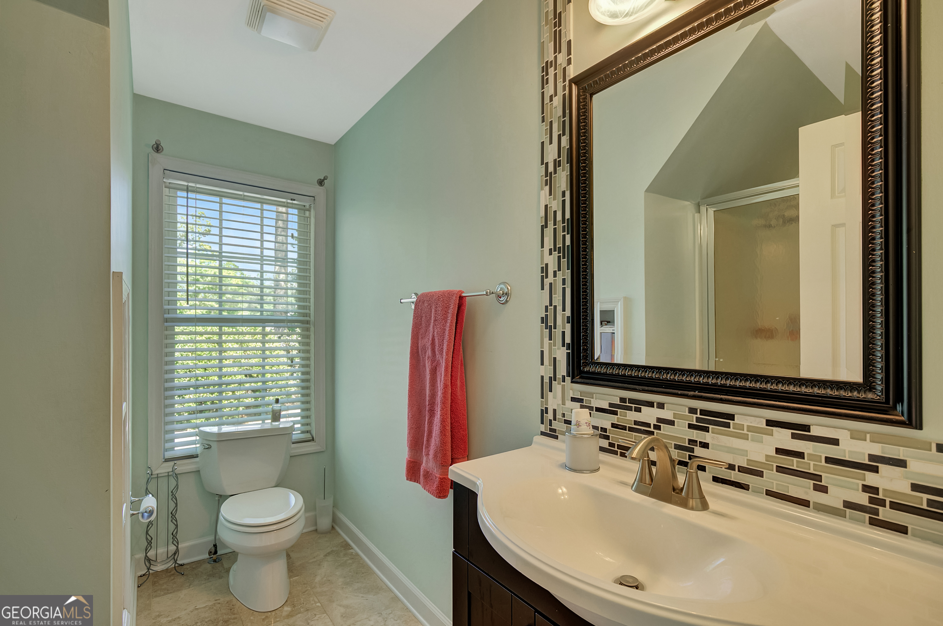 180 Shoreline Circle Property Photo 56