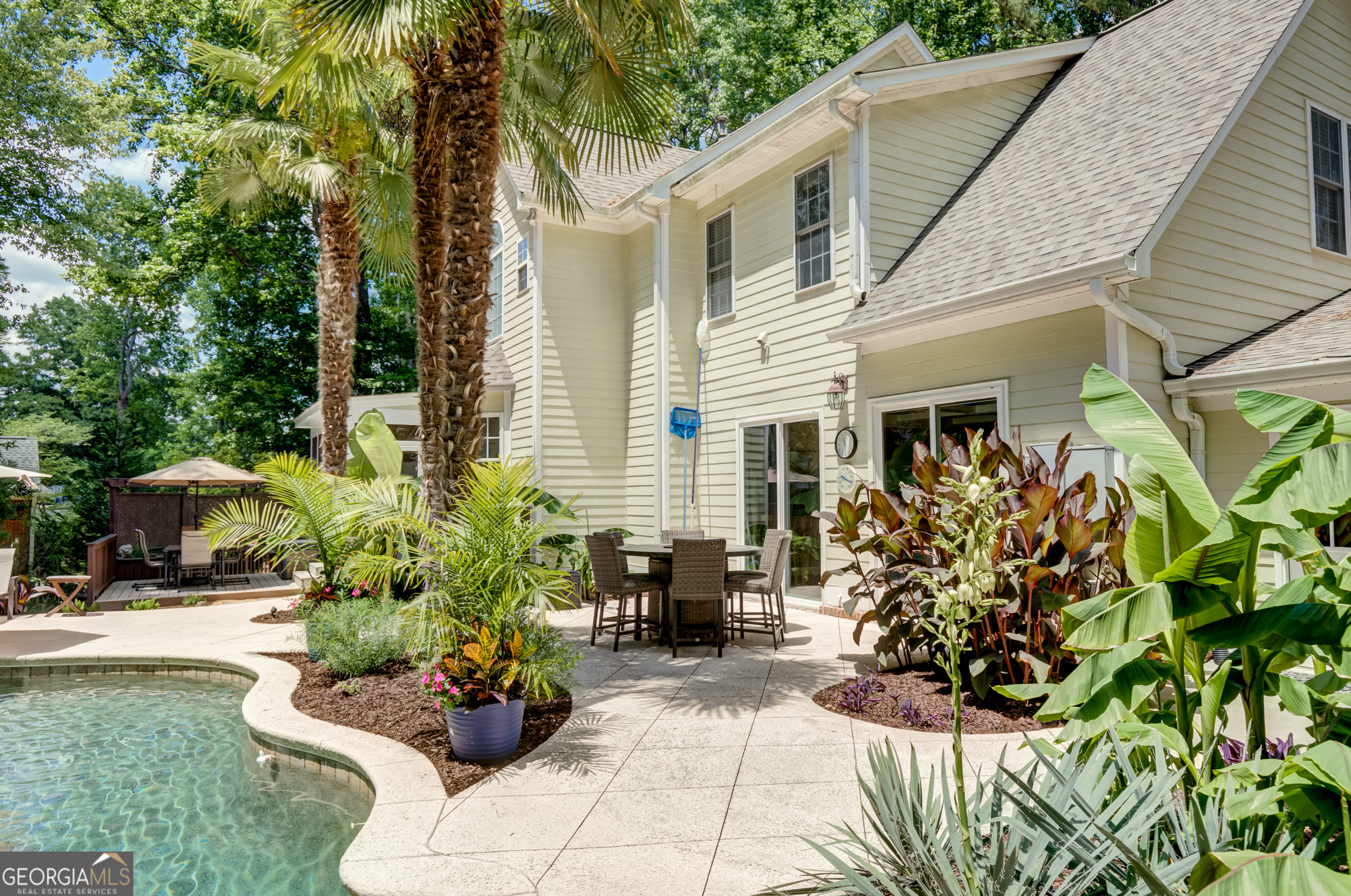 180 Shoreline Circle Property Photo 70