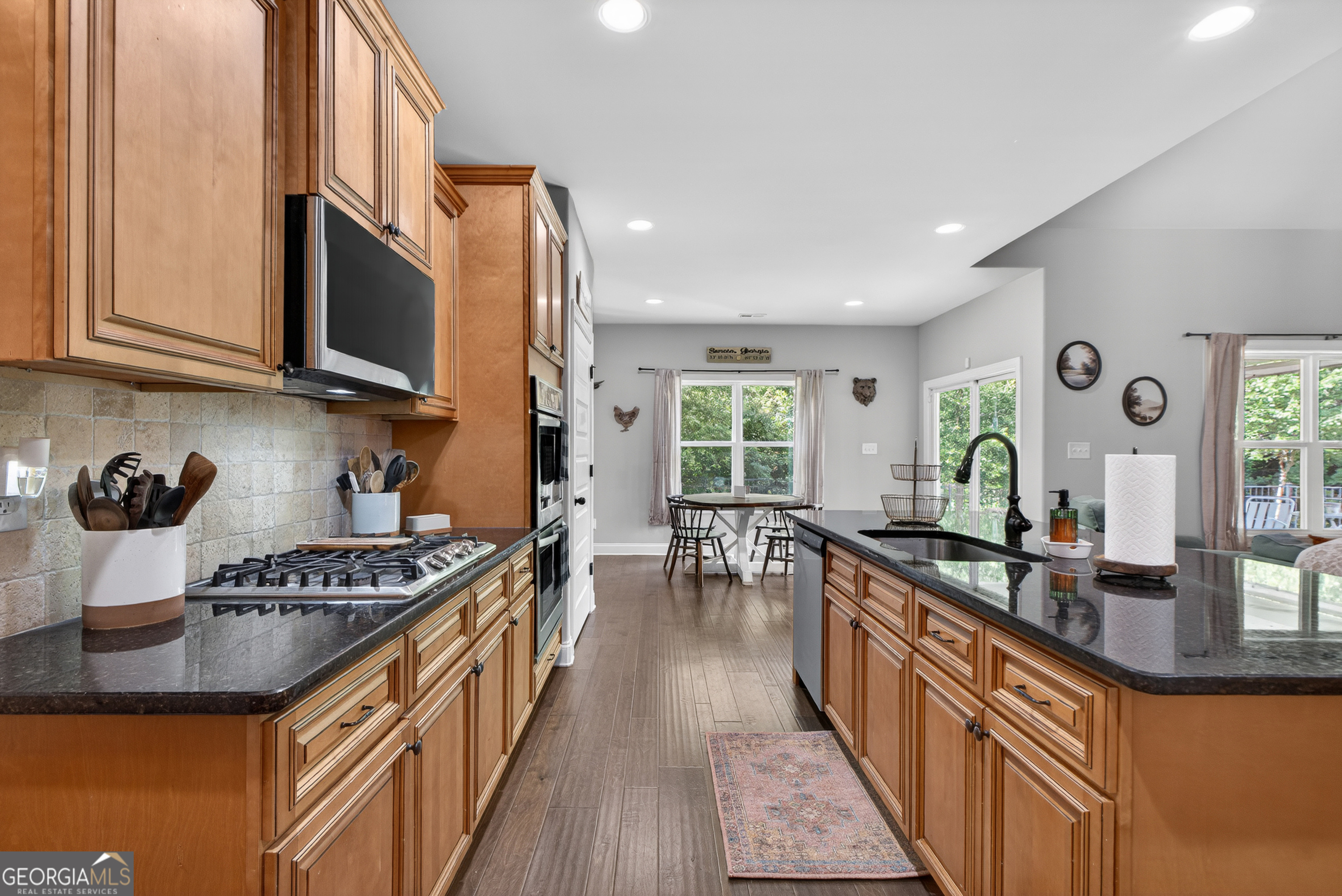 195 Southridge Property Photo 16