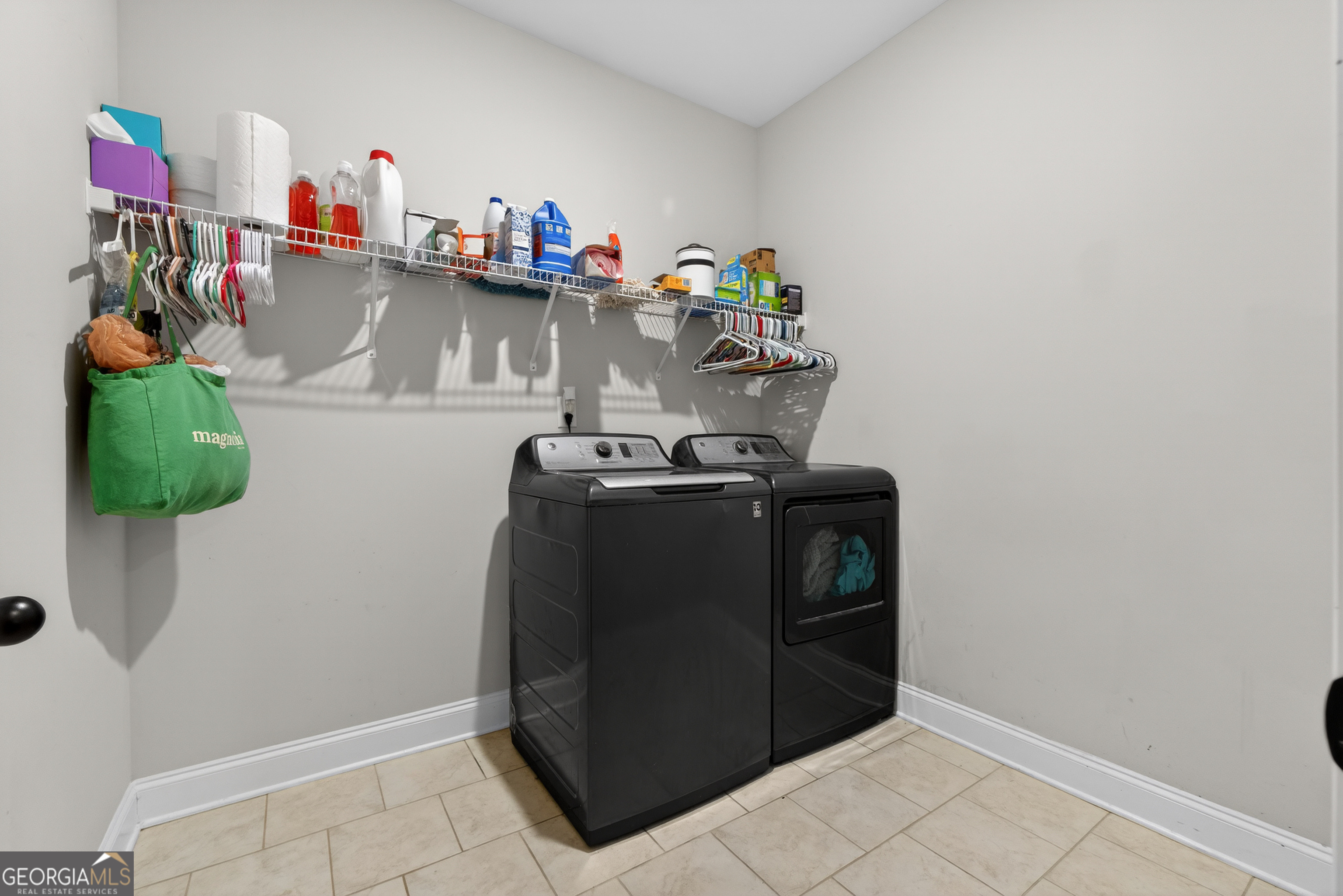 195 Southridge Property Photo 27