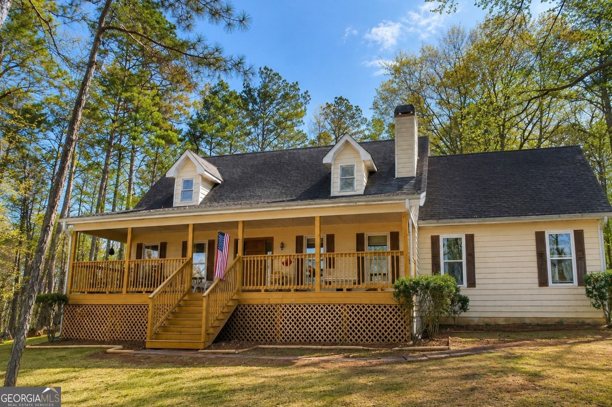 365 Riverridge Trail Property Photo 1