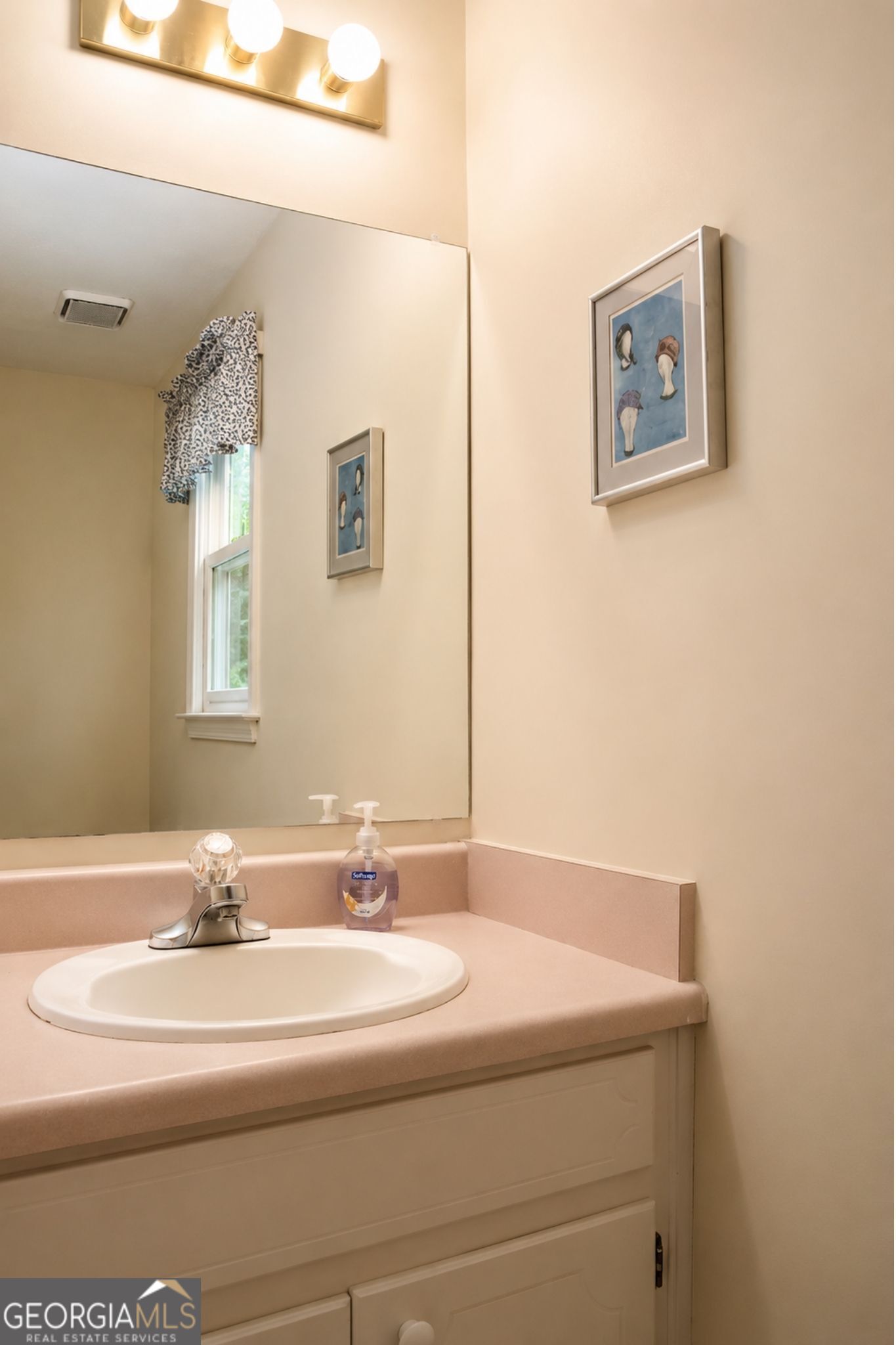 365 Riverridge Trail Property Photo 12