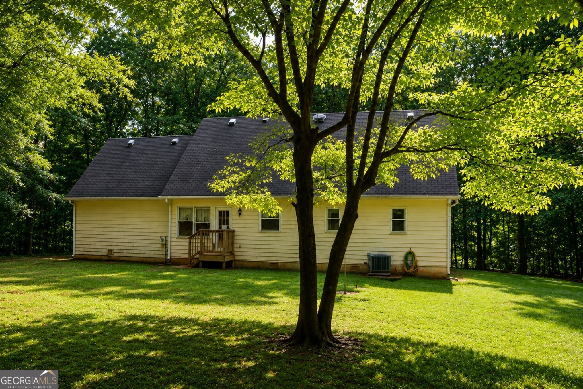 365 Riverridge Trail Property Photo 28