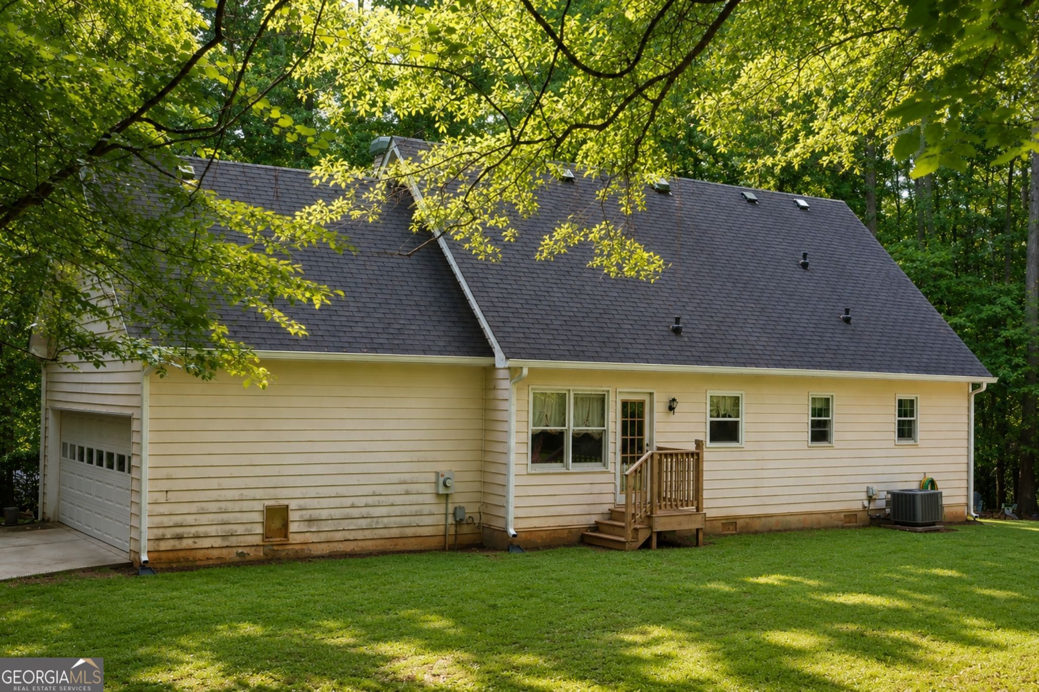 365 Riverridge Trail Property Photo 29