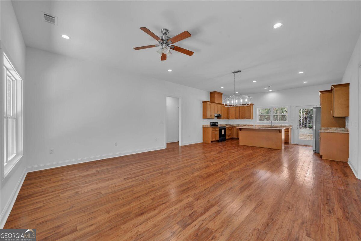 1224 Snow Hill Road Property Photo 9