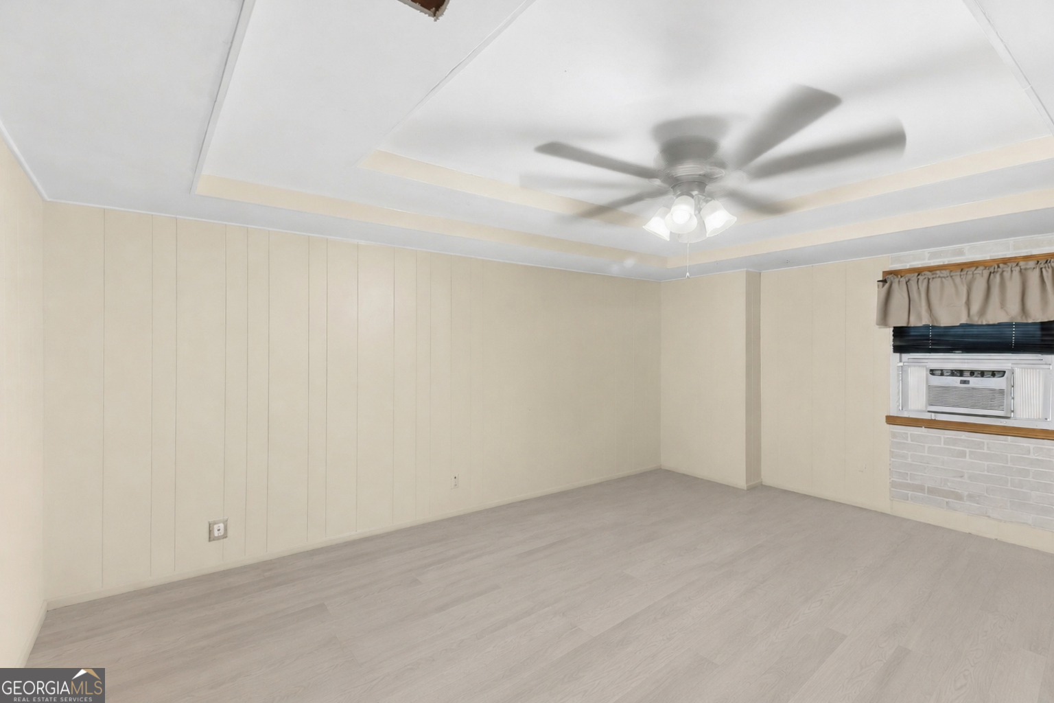 110 Hearthstone Drive Property Photo 3