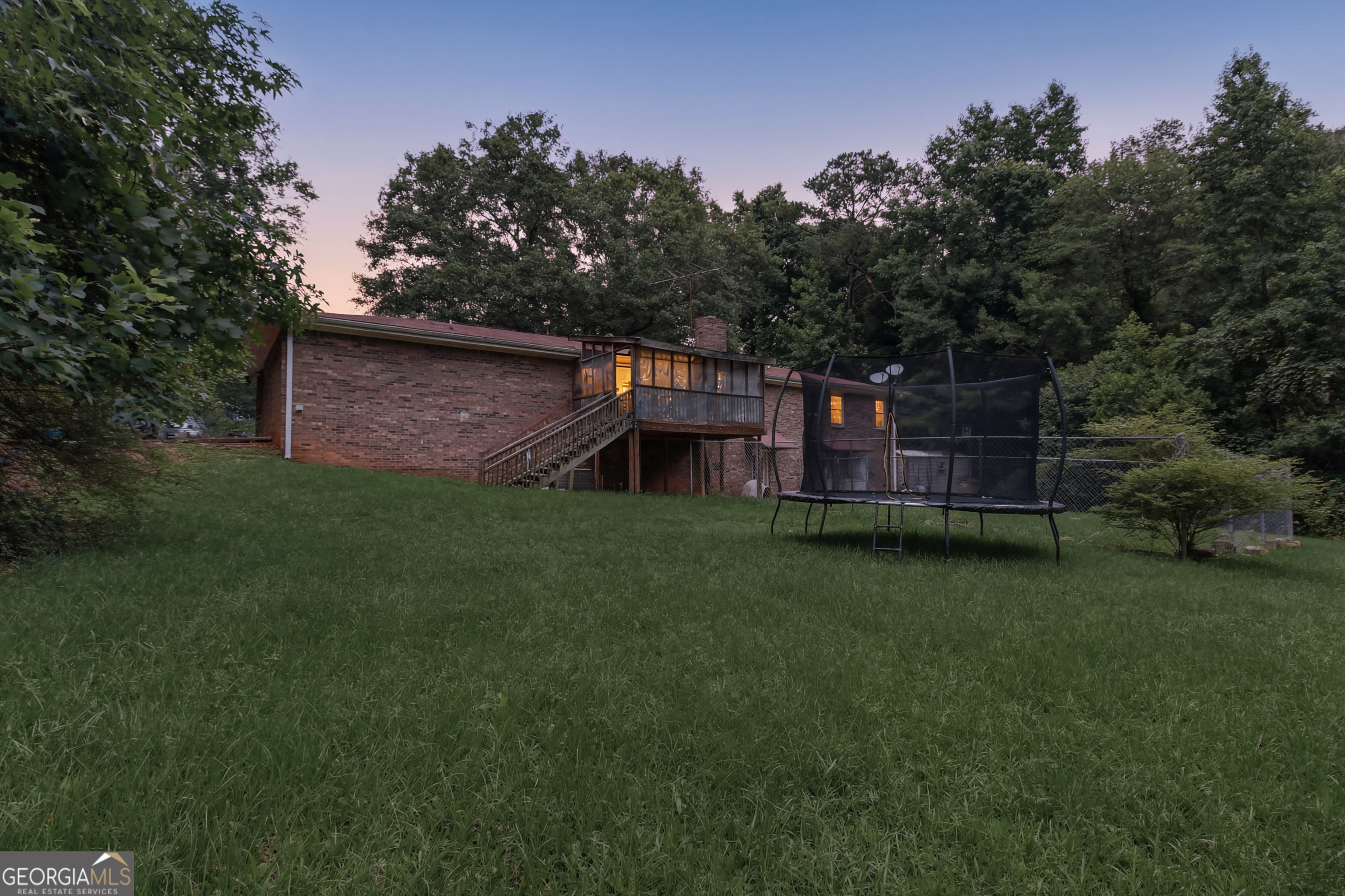110 Hearthstone Drive Property Photo 6