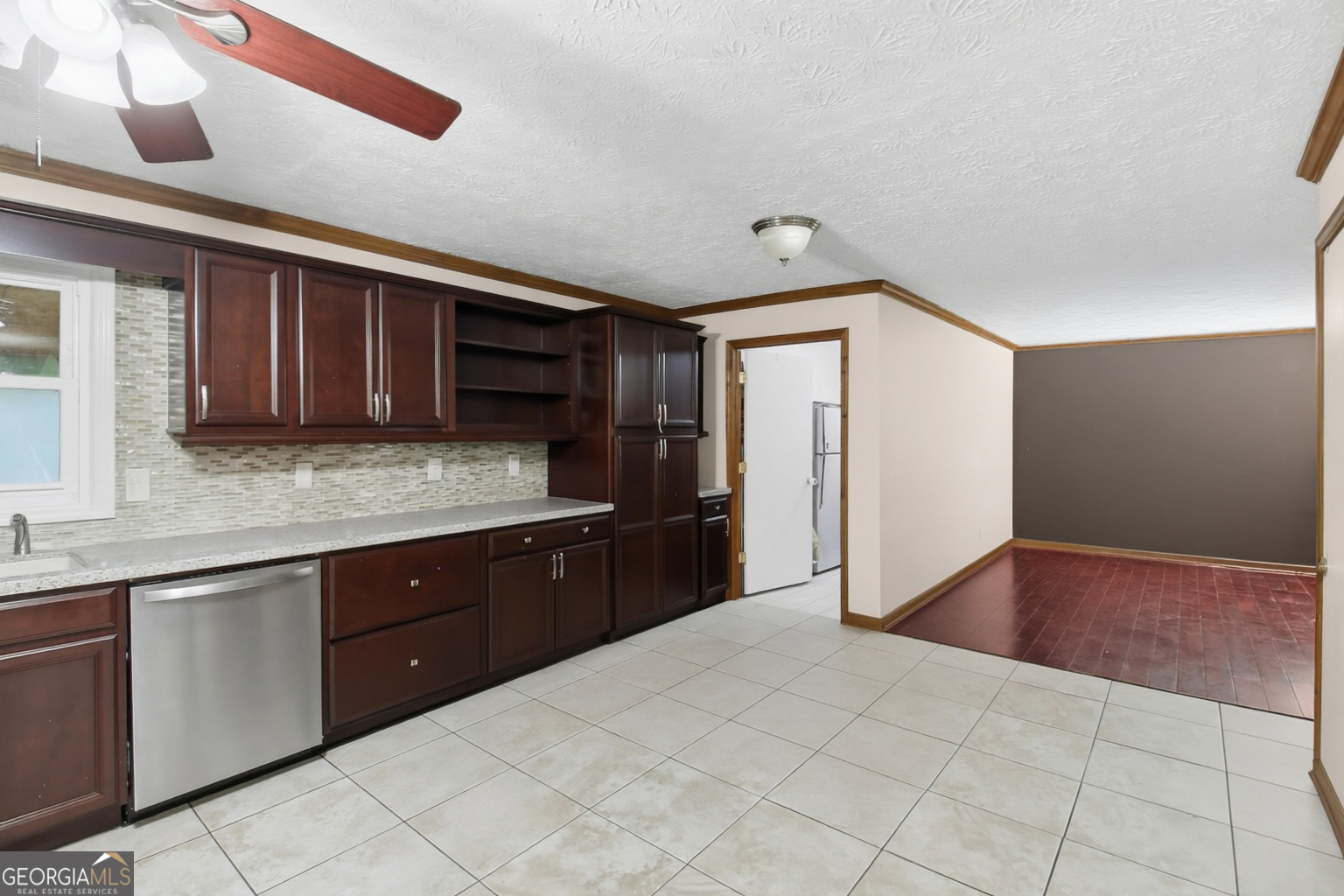 110 Hearthstone Drive Property Photo 12