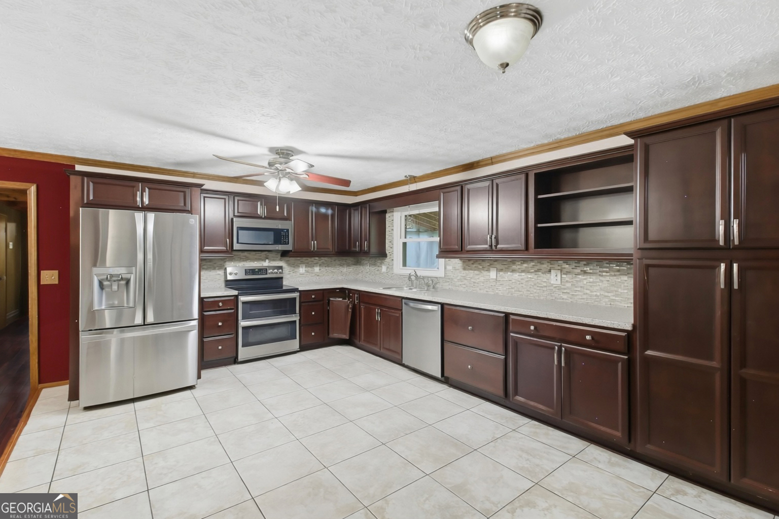 110 Hearthstone Drive Property Photo 13