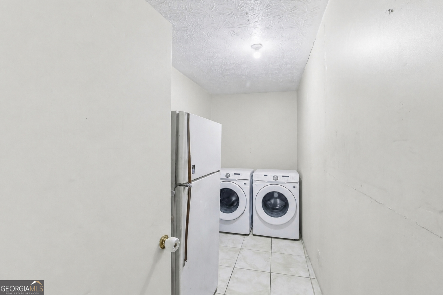 110 Hearthstone Drive Property Photo 14