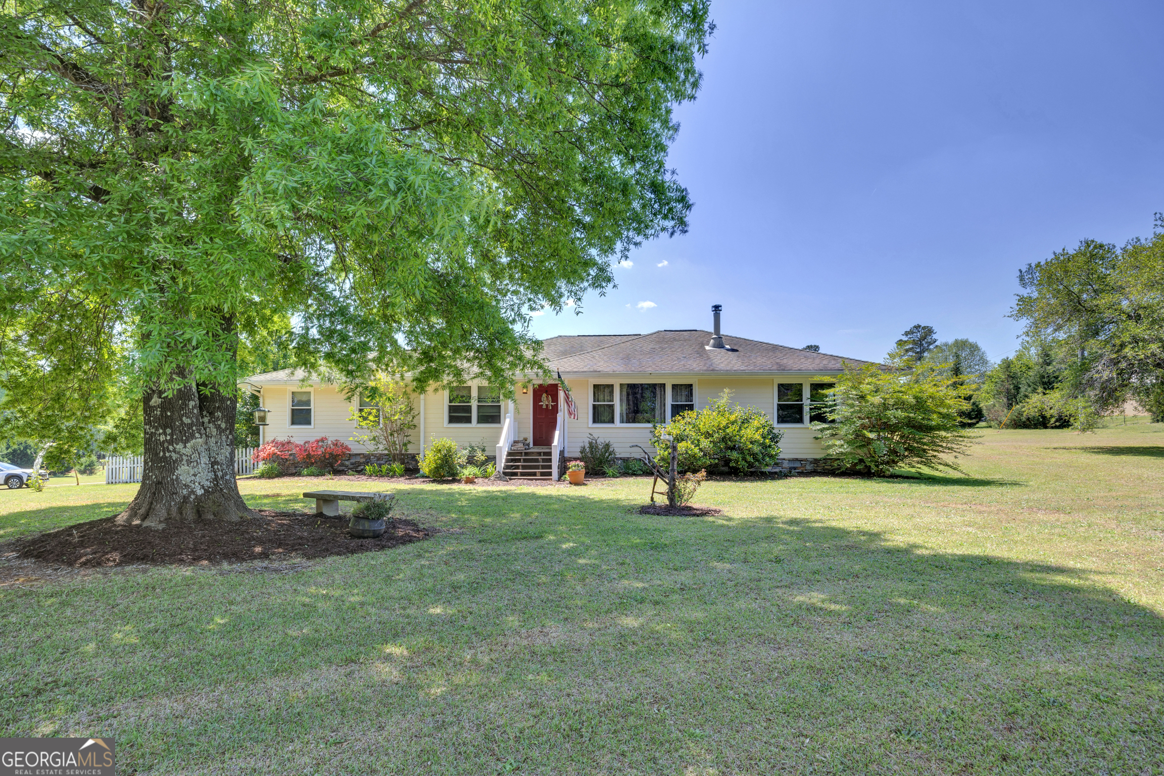 1700 Aqua Road Property Photo 1