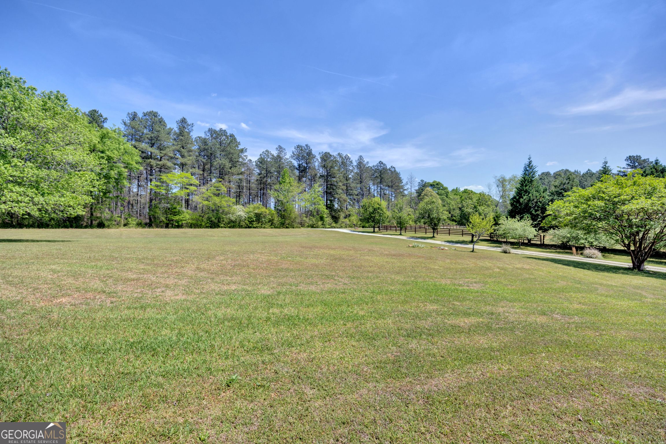 1700 Aqua Road Property Photo 6