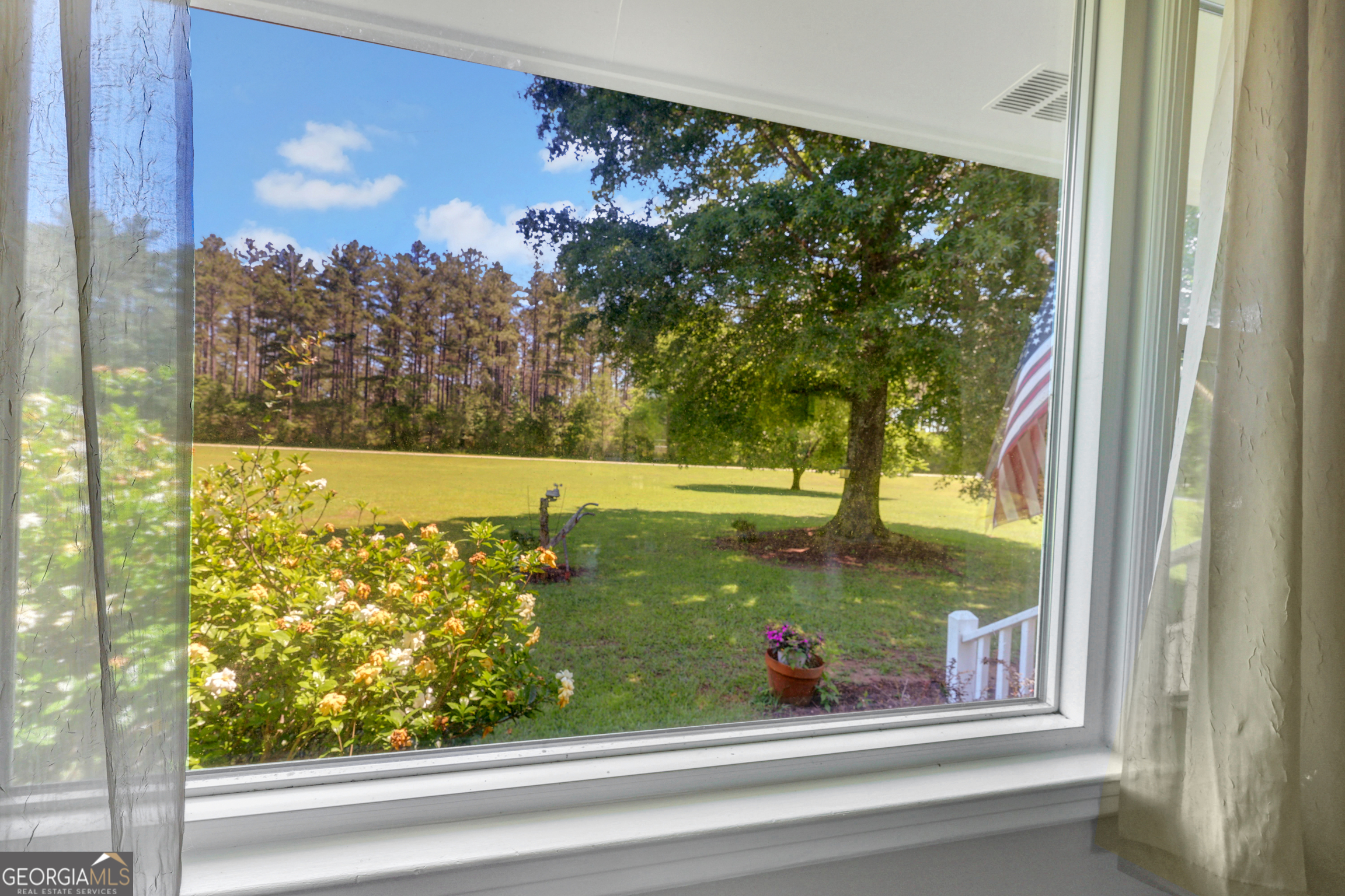 1700 Aqua Road Property Photo 12