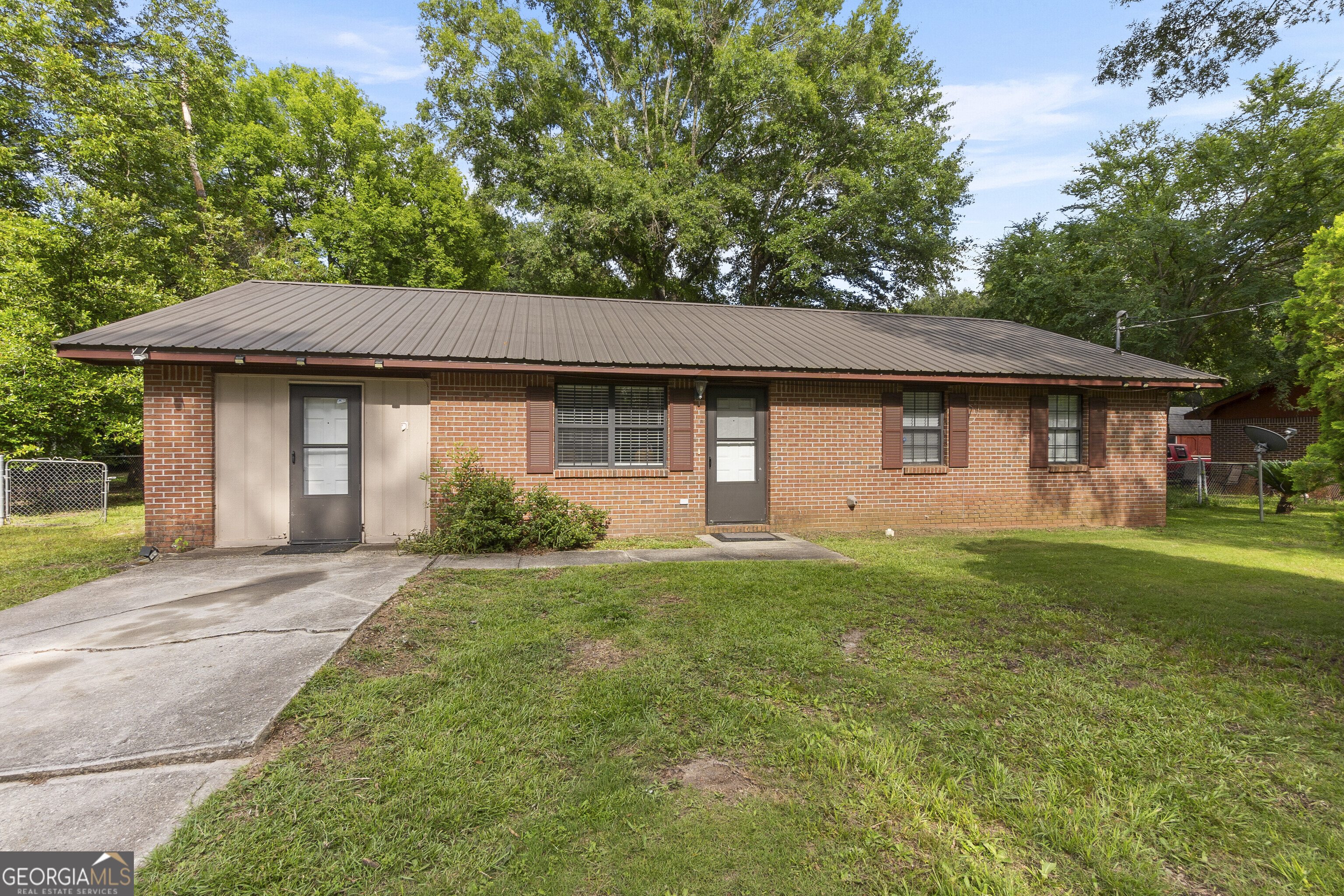 502 Peachtree Street Property Photo 1
