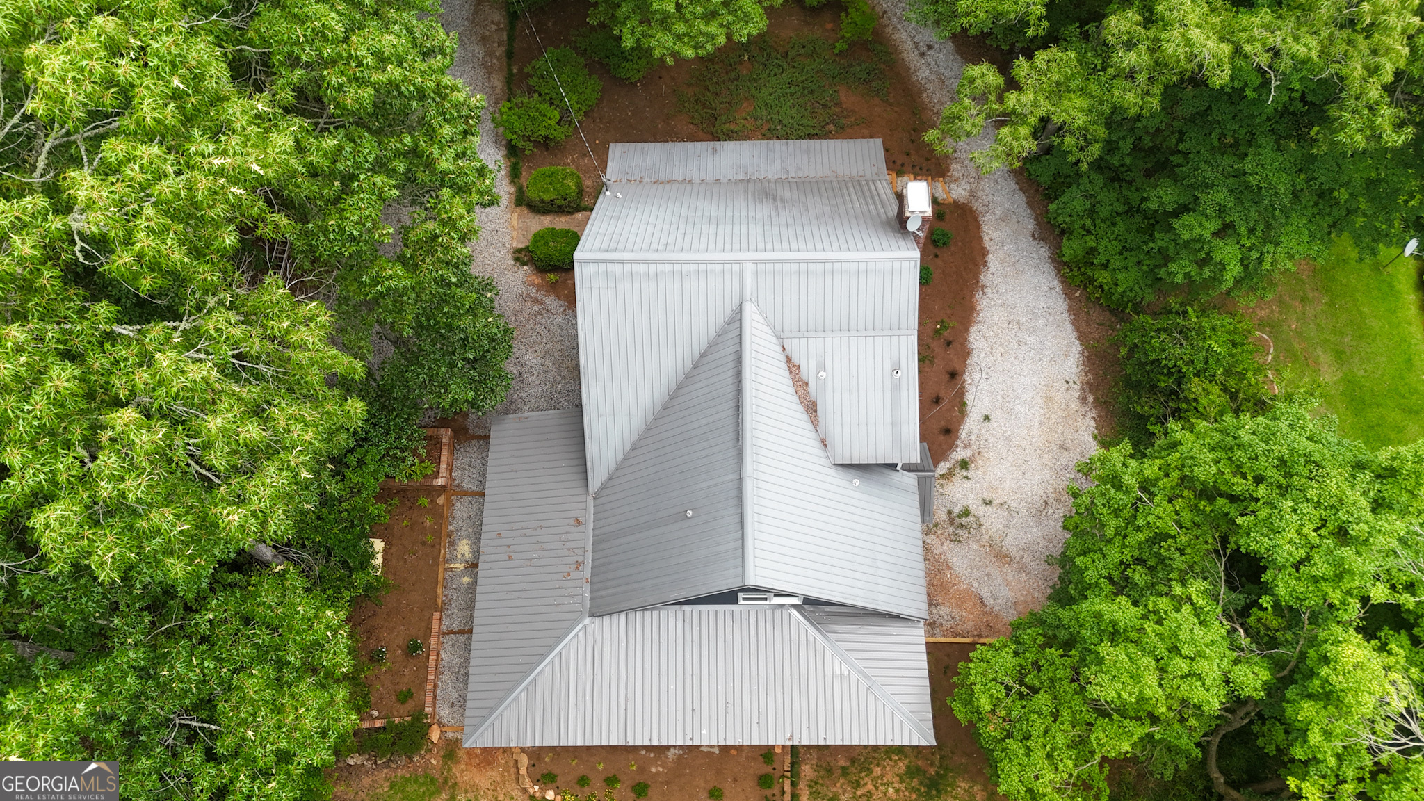 165 Riverbend Drive Property Photo 4