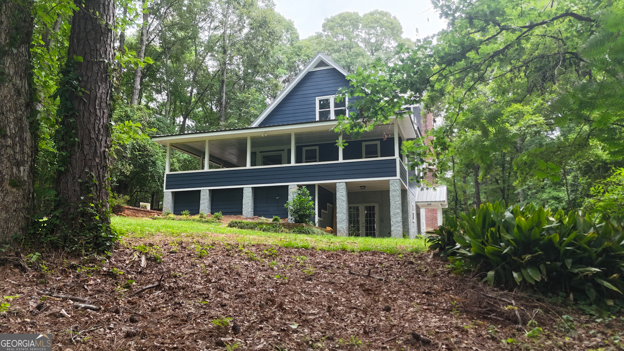 165 Riverbend Drive Property Photo 5