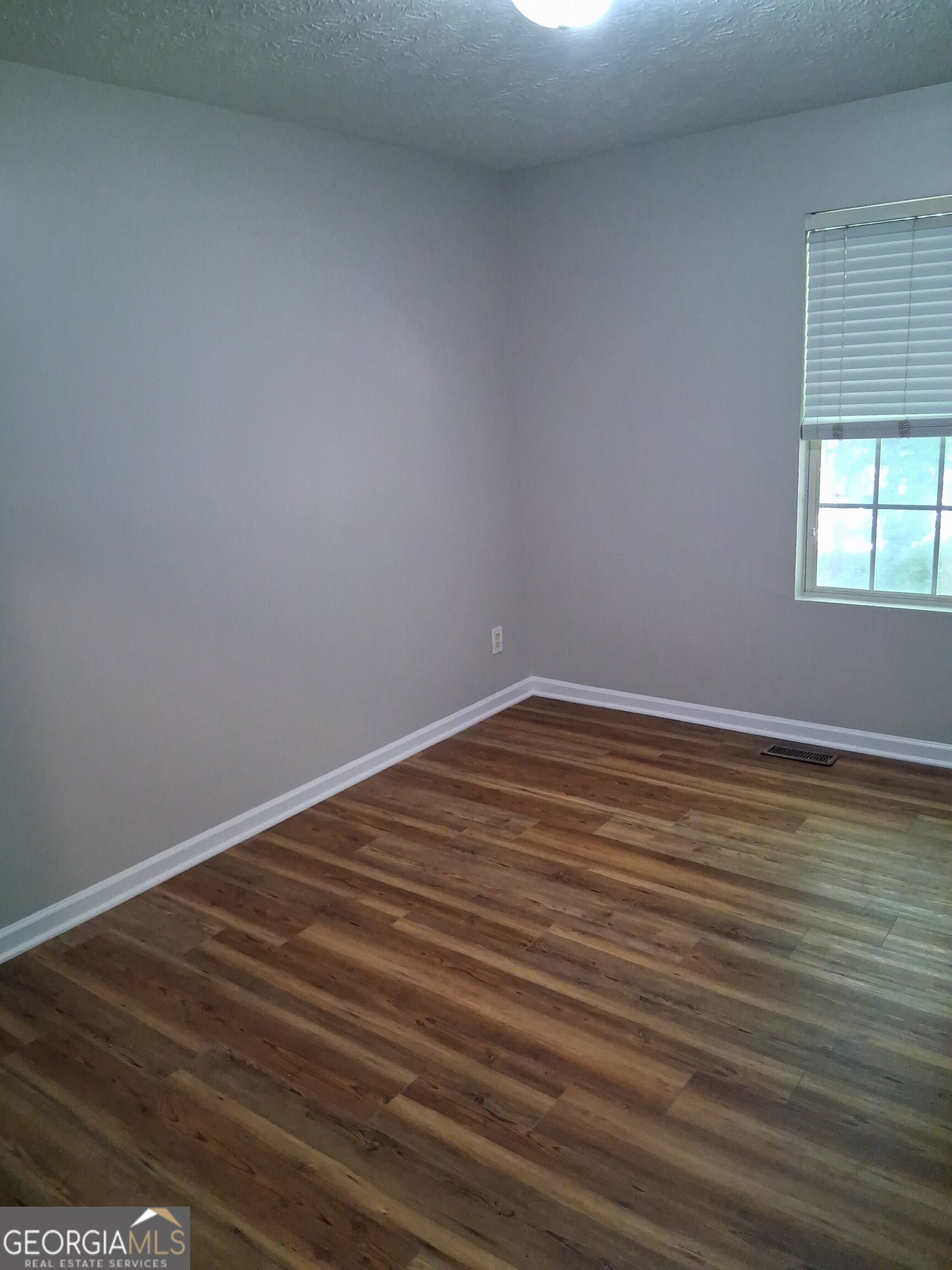 2846 Norfair Loop Property Photo 24