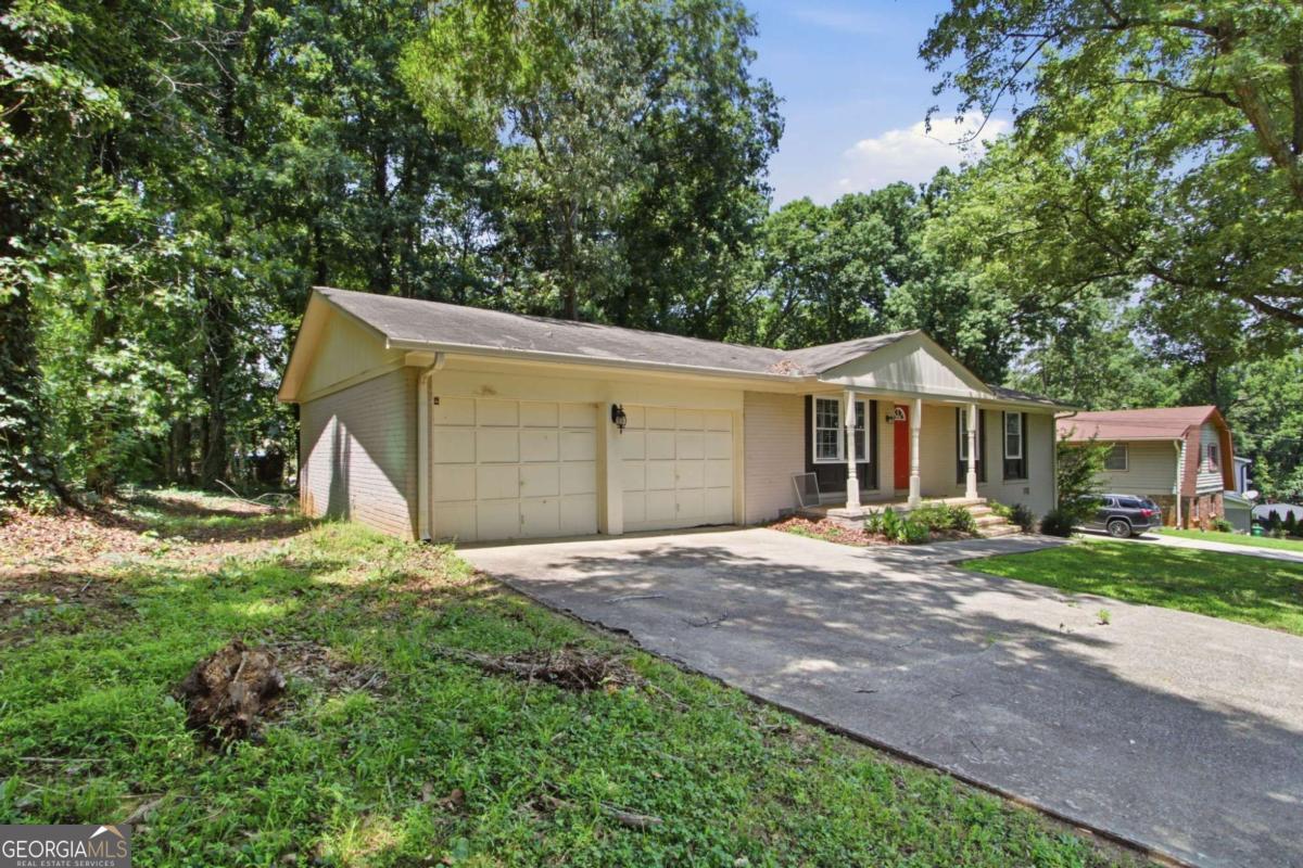 2017 Lindsey Lane Property Photo 3