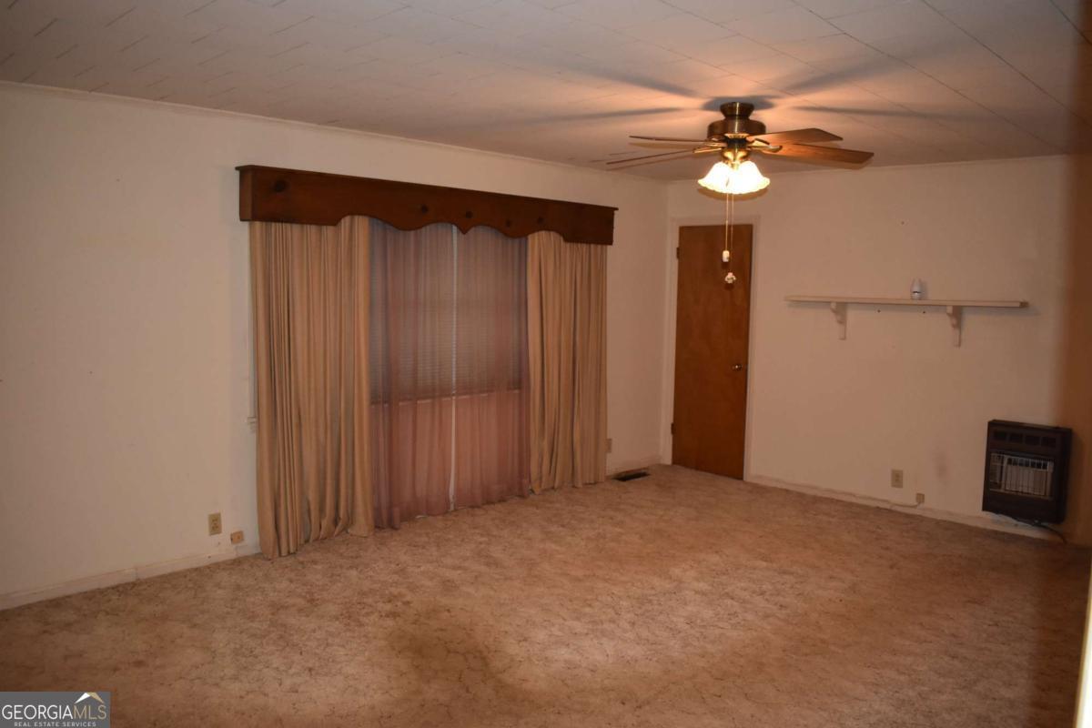 115 Wood Street Property Photo 3