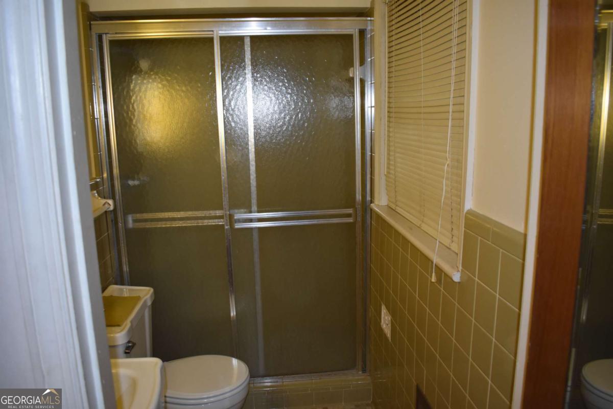 115 Wood Street Property Photo 8