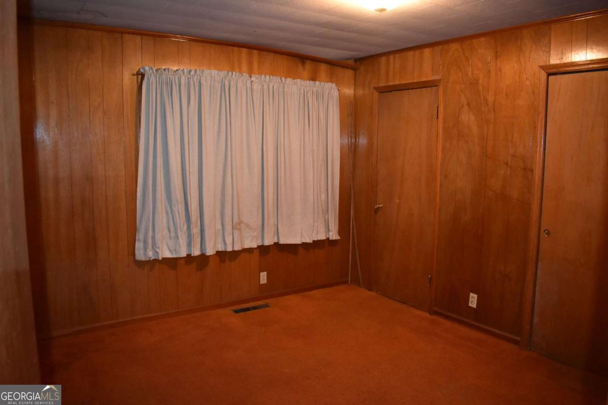 115 Wood Street Property Photo 19