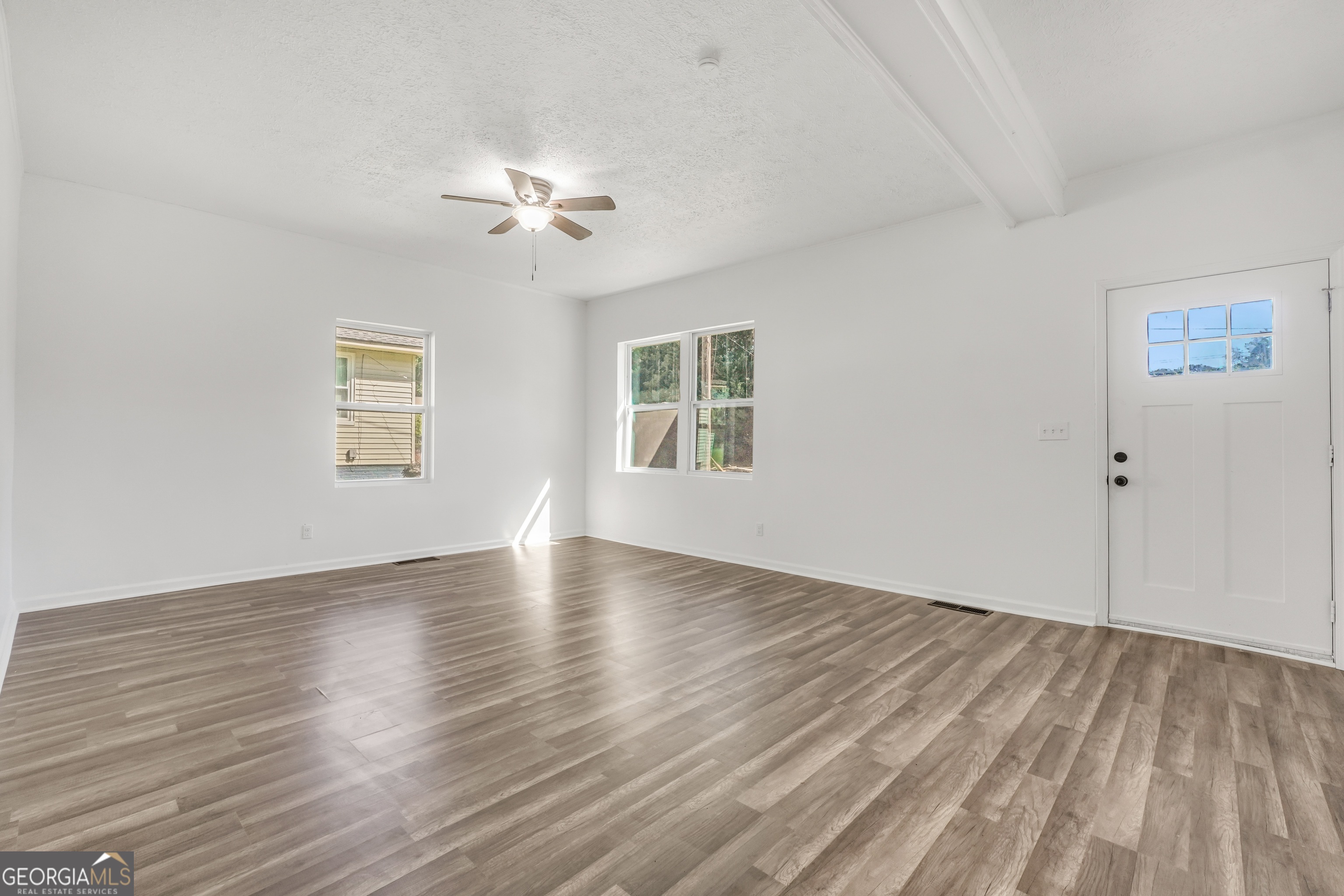 13 Avenue D Property Photo 6