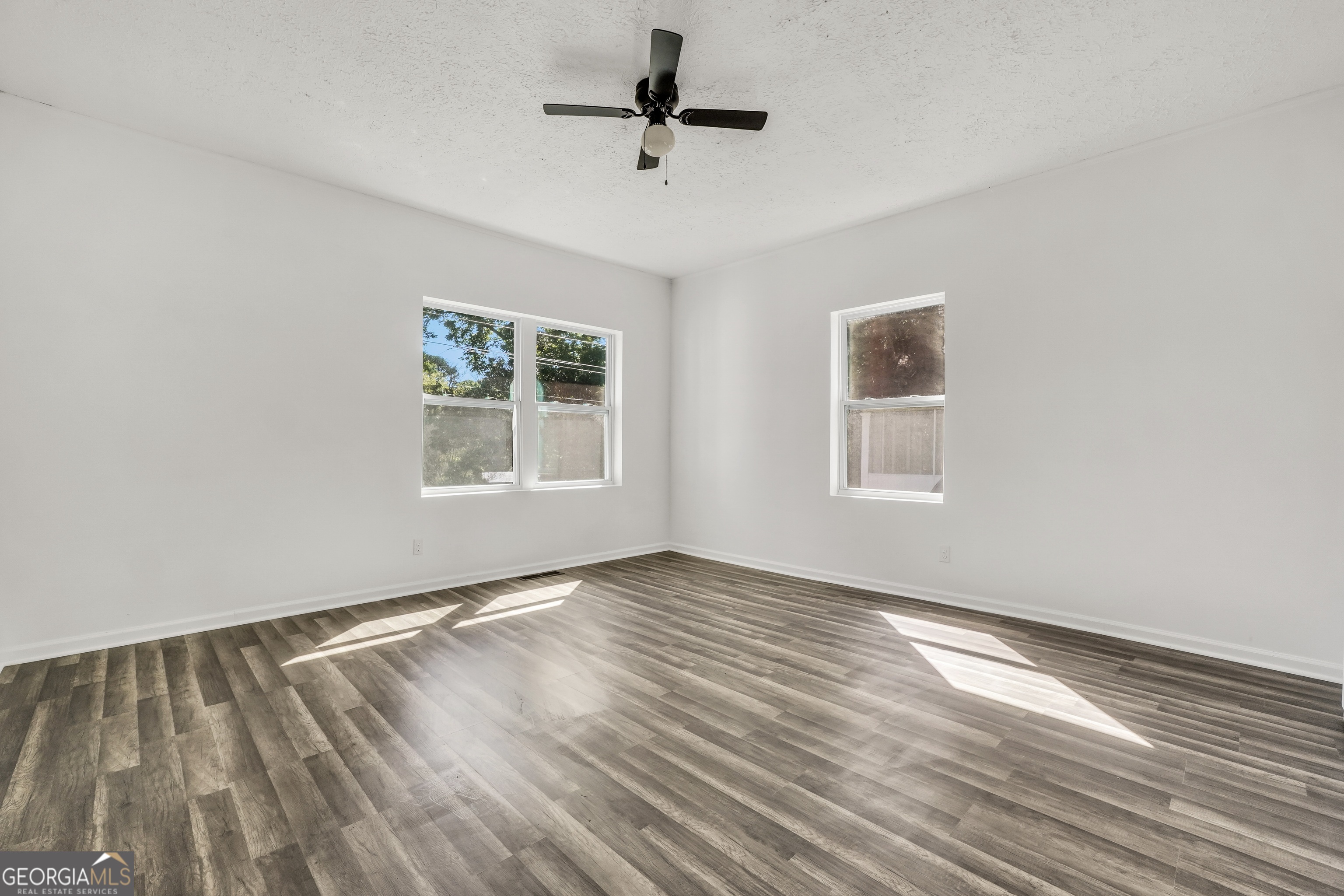 13 Avenue D Property Photo 12