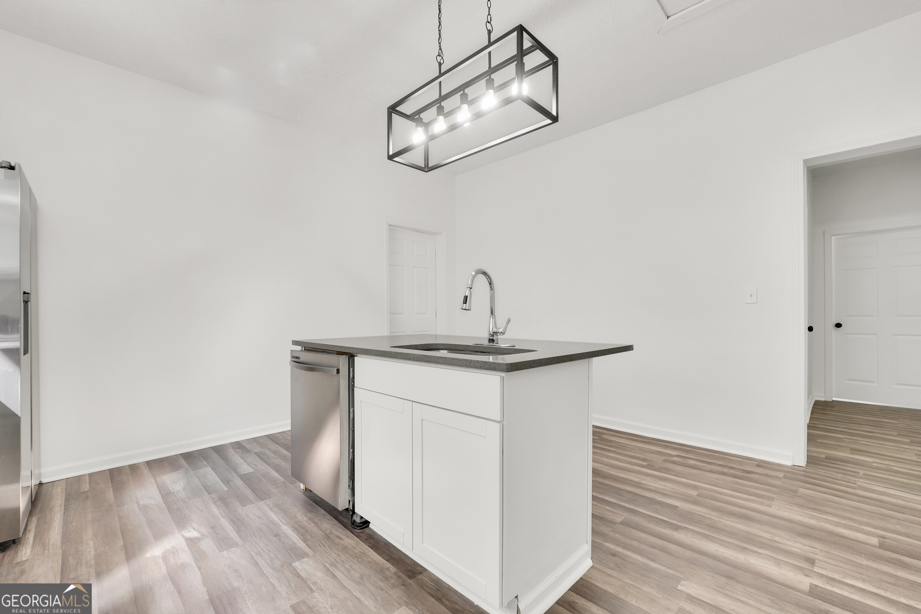 13 Avenue D Property Photo 28