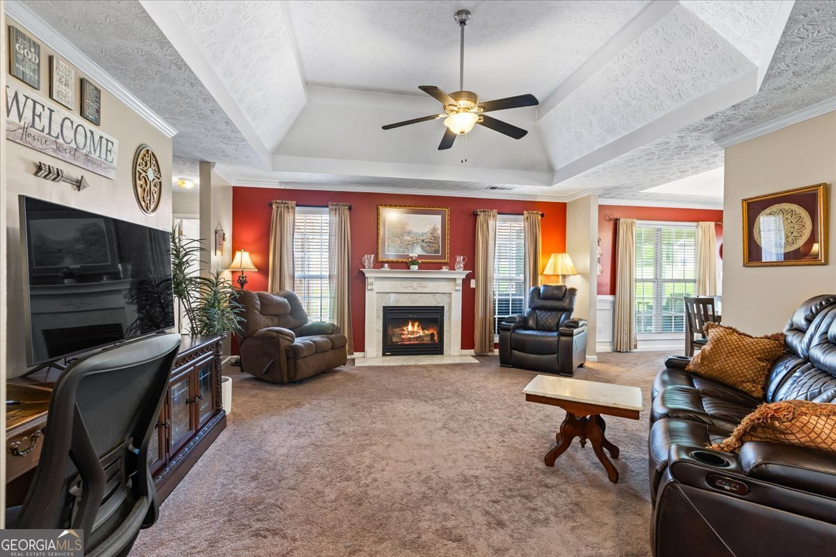 370 Oakpark Terrace Property Photo 10