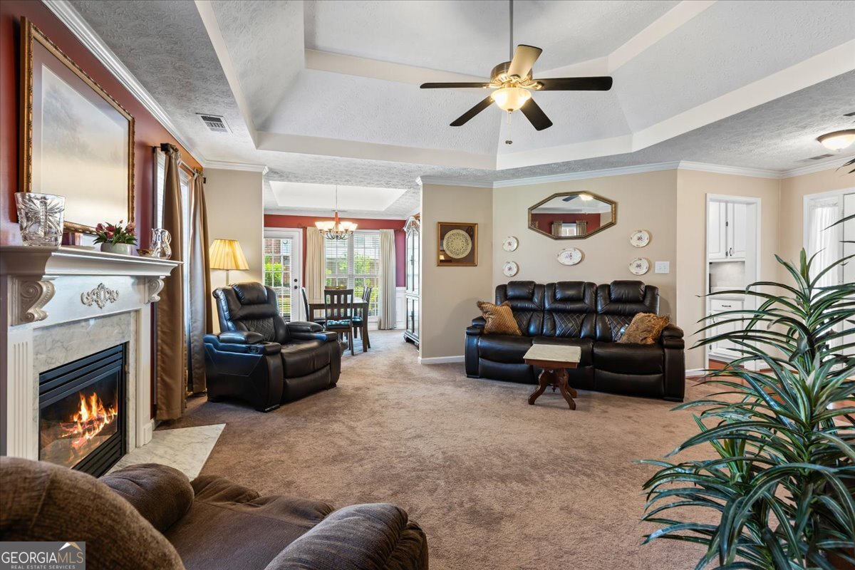 370 Oakpark Terrace Property Photo 11