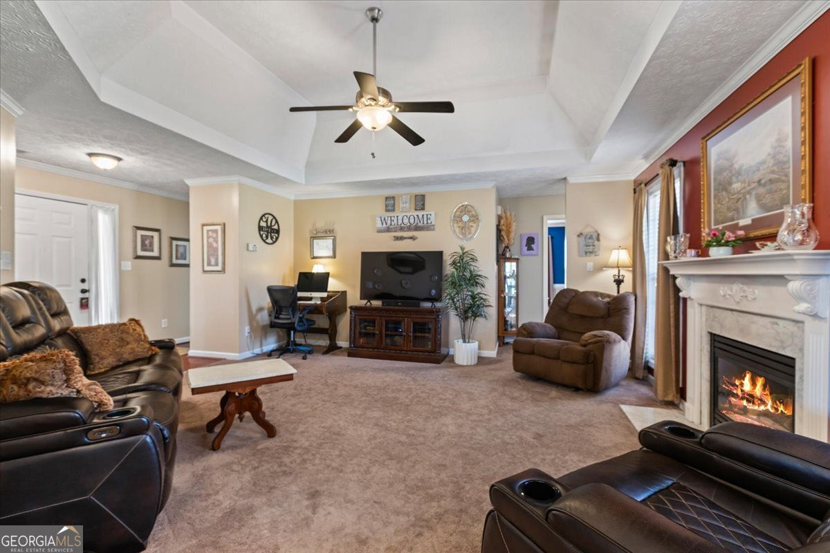 370 Oakpark Terrace Property Photo 12
